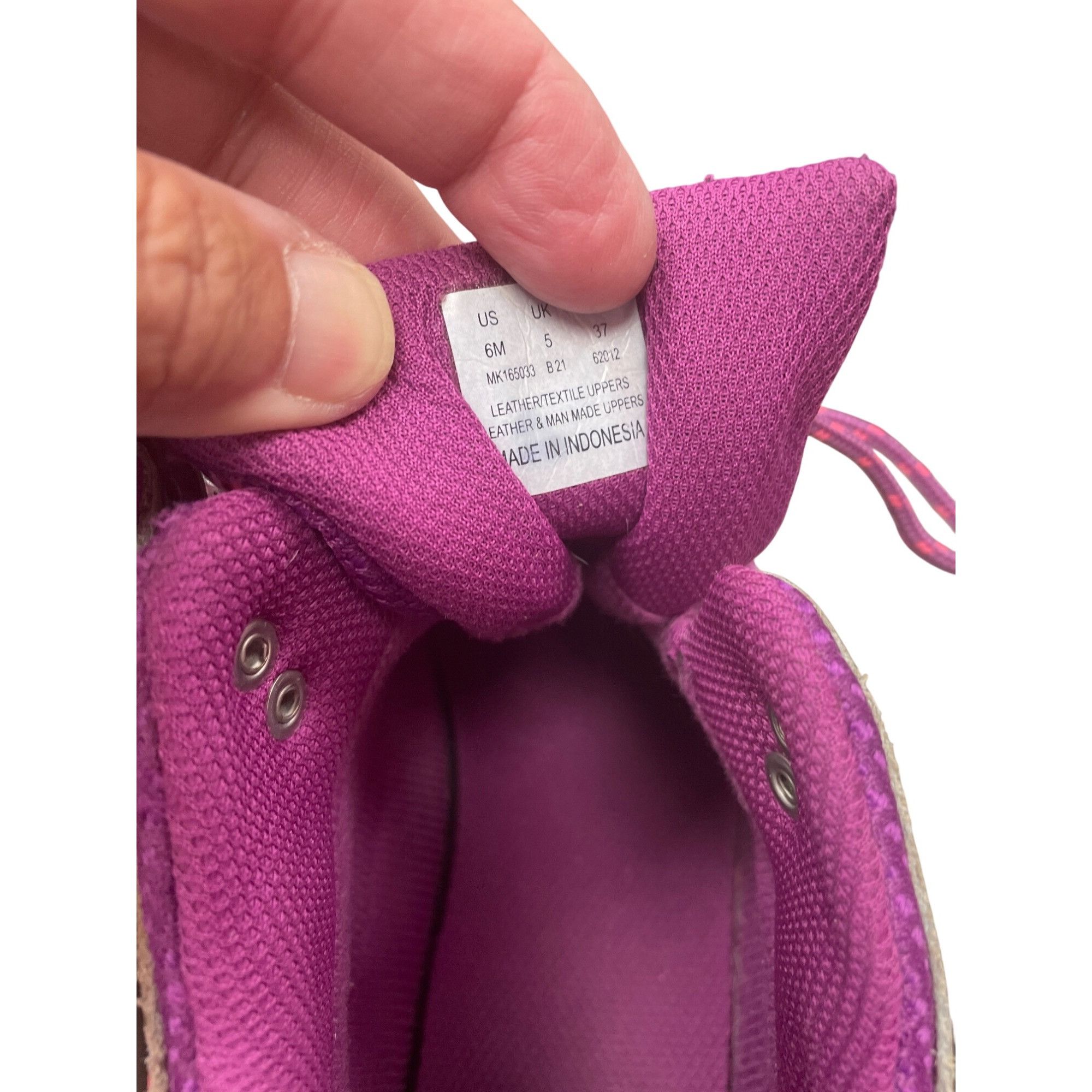 Merrell Merrell Womens gray pink leather waterproof Hiking Shoes Sne Size US 6 / IT 36 - 8 Thumbnail