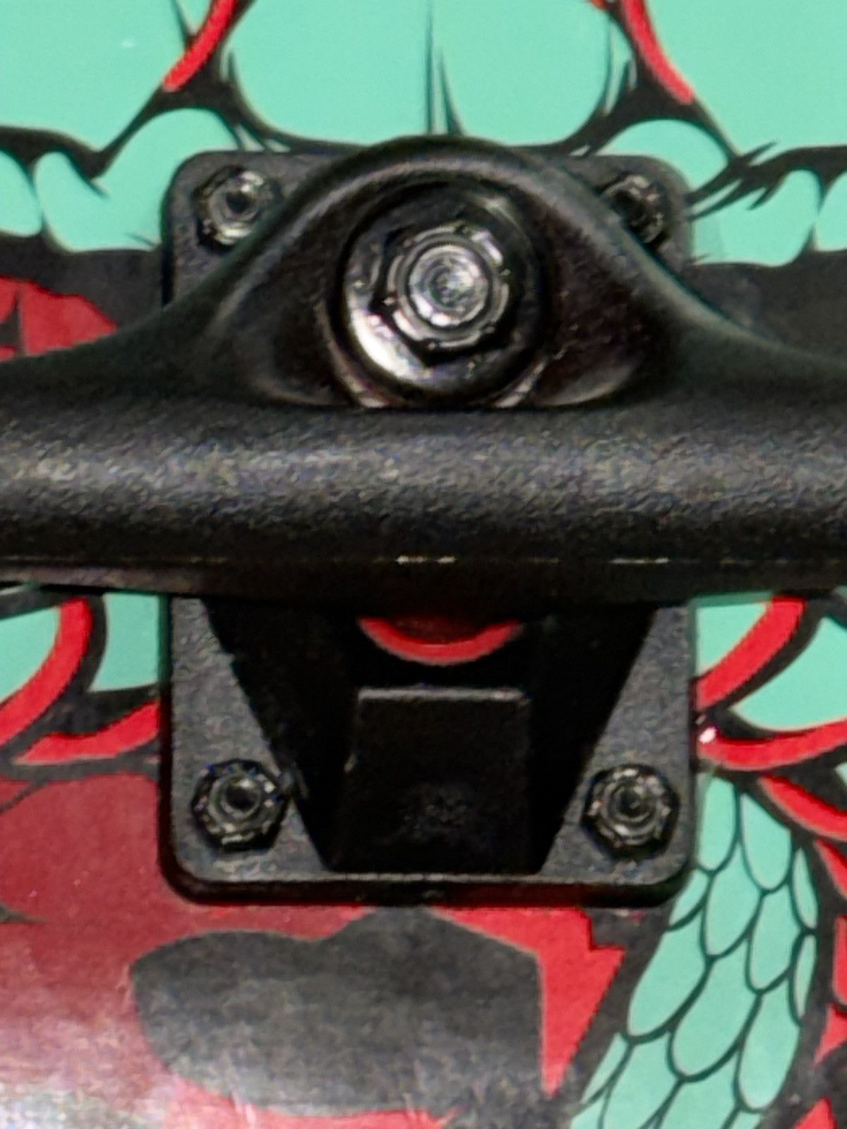 Other Madd Gear Snake Graphic Deck Skateboard Kids Youth Size Size ONE SIZE - 17 Thumbnail