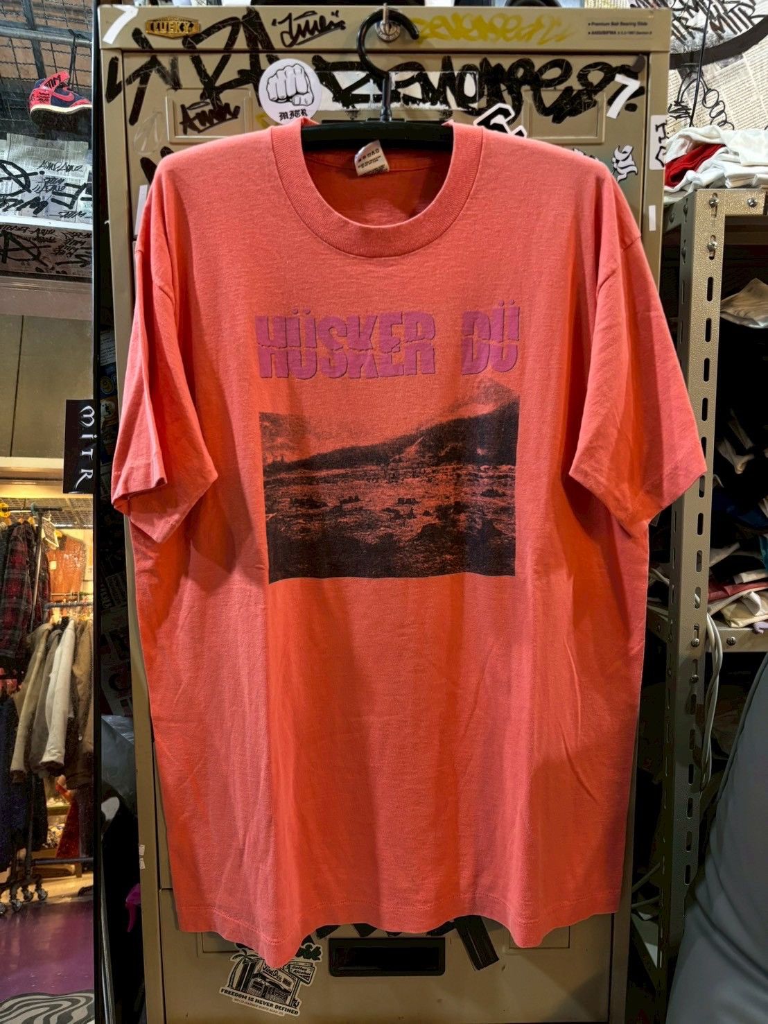 Band Tees Vintage Husker Du Tee 90’s Size US XL / EU 56 / 4 - 1 Thumbnail