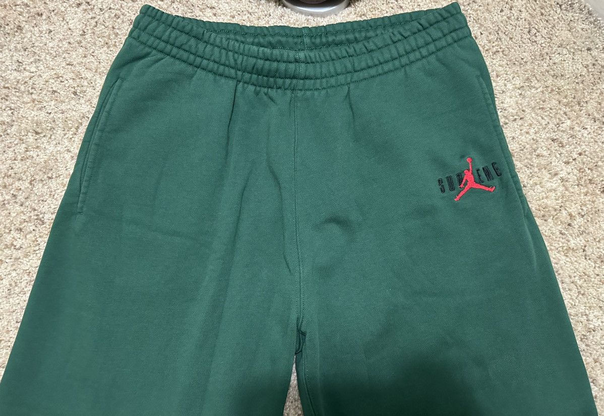 SUPREME X JORDAN FW24 SWEATPANTS SIZE MEDIUM GREEN
