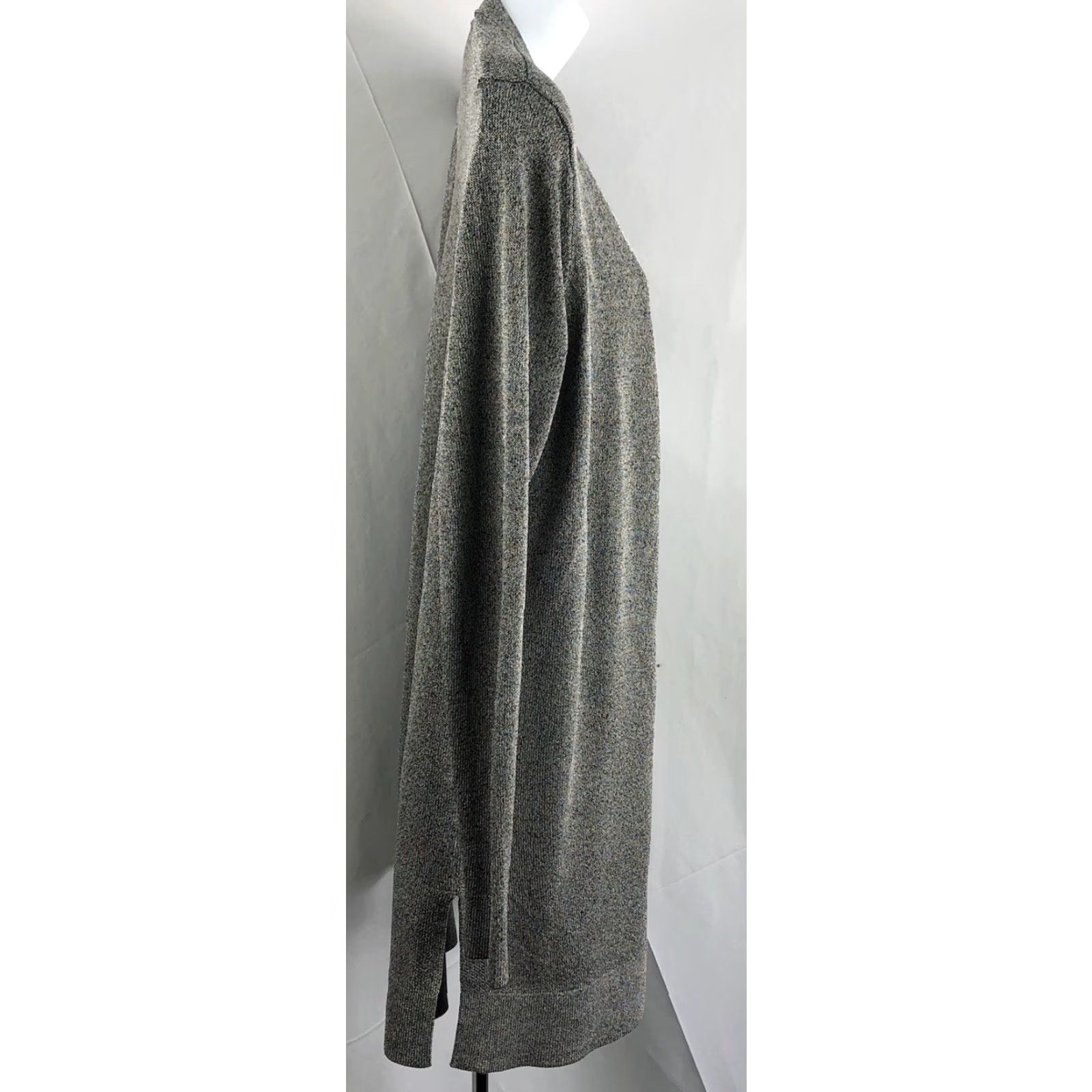 Ann Taylor NWT Ann Taylor Cardigan Duster Sweater Gray Open Front Long Sleeve S Womens Modern Workwear Casual Knit Open Slits 67% Viscose 32% Nylon 1% Spandex Size S / US 4 / IT 40 - 2 Thumbnail