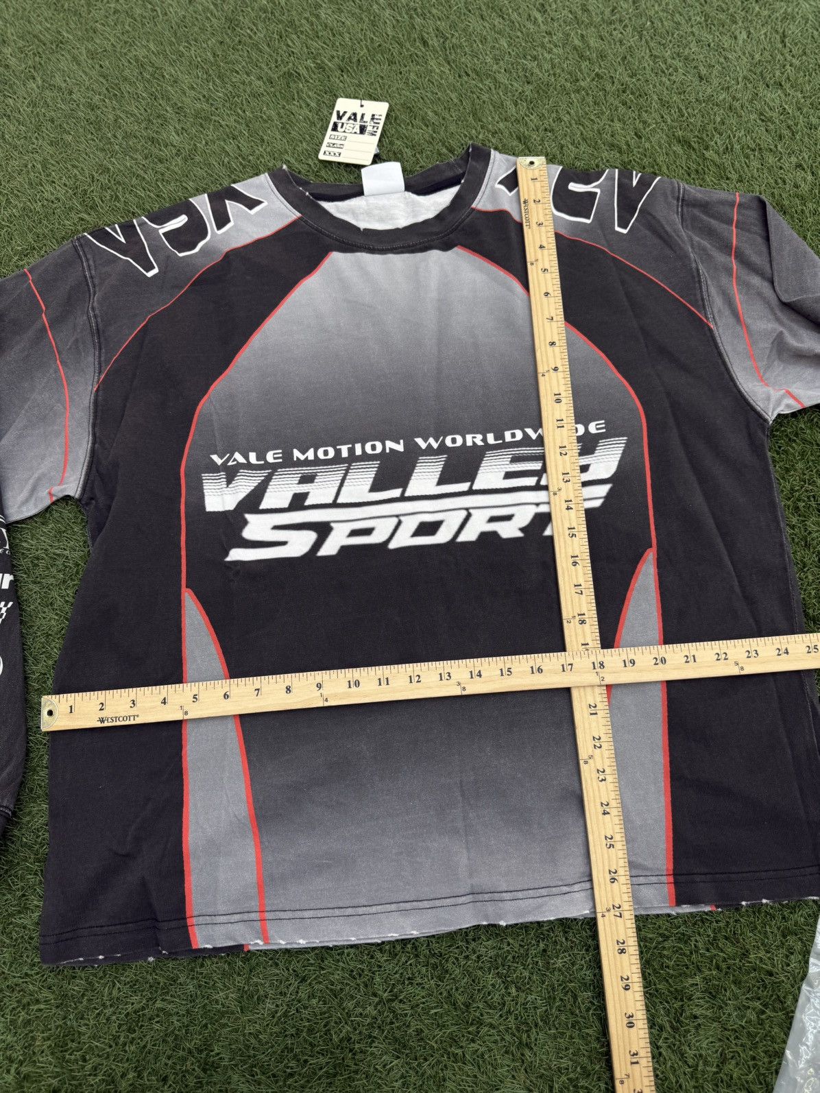 Vale Valley Dreams Racing Long Sleeve Tee Size (XL) NEW Size US XXL / EU 58 / 5 - 7 Thumbnail