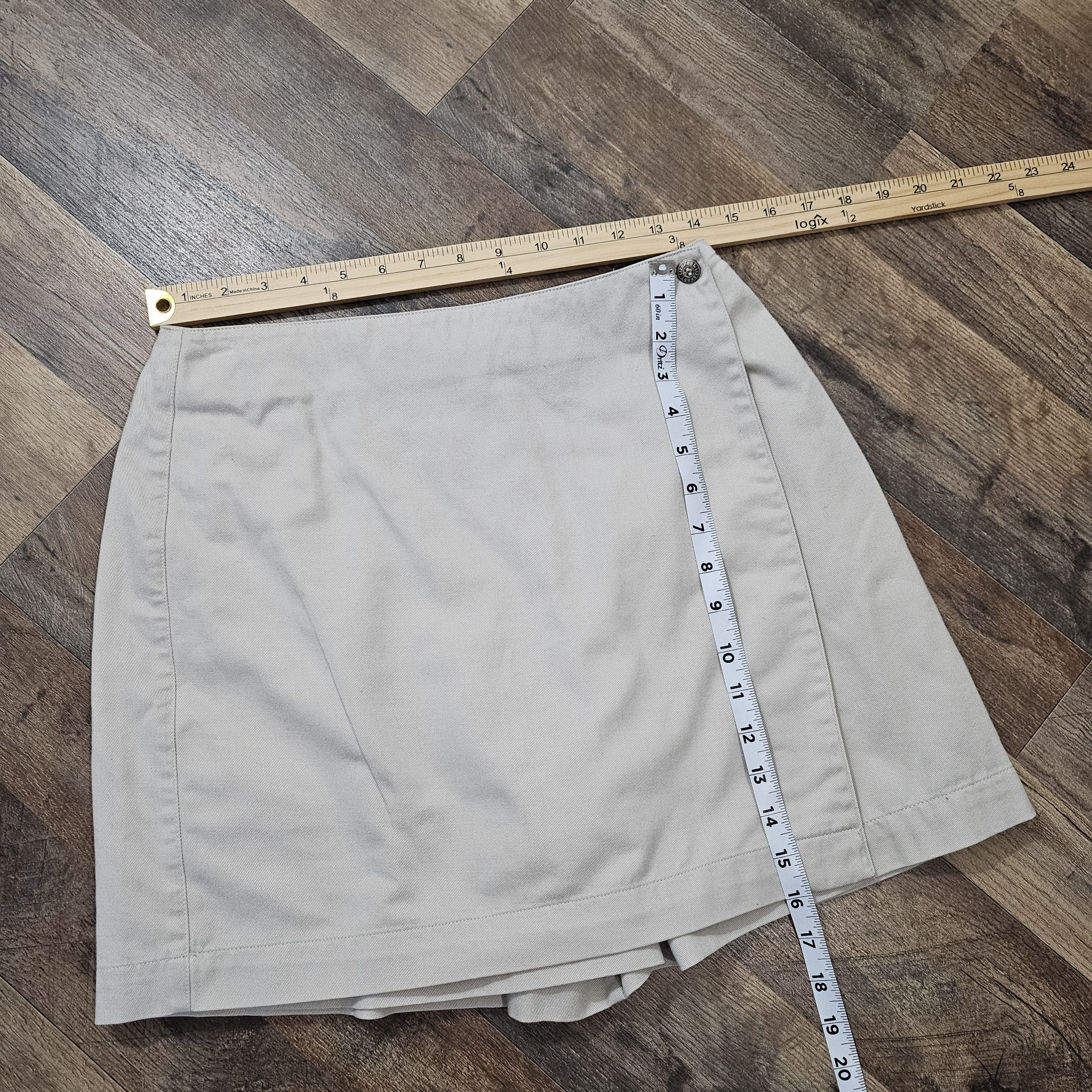 Vintage Vintage 80s Lizsport Mini High-Waist Skort Wrap Size 28" / US 6 / IT 42 - 6 Thumbnail