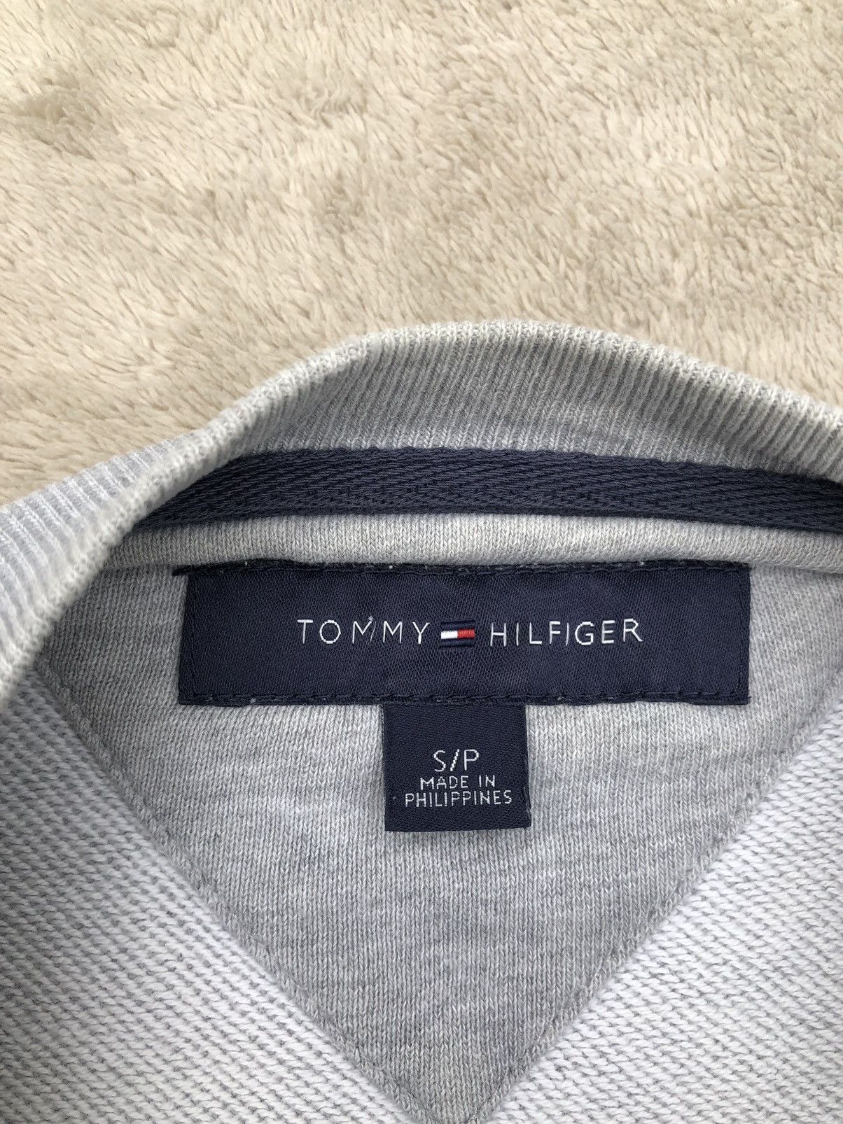 Tommy Hilfiger × Vintage Vintage 90s Tommy Hilfiger Spellout Embroidery Sweatshirt Size US M / EU 48-50 / 2 - 8 Thumbnail