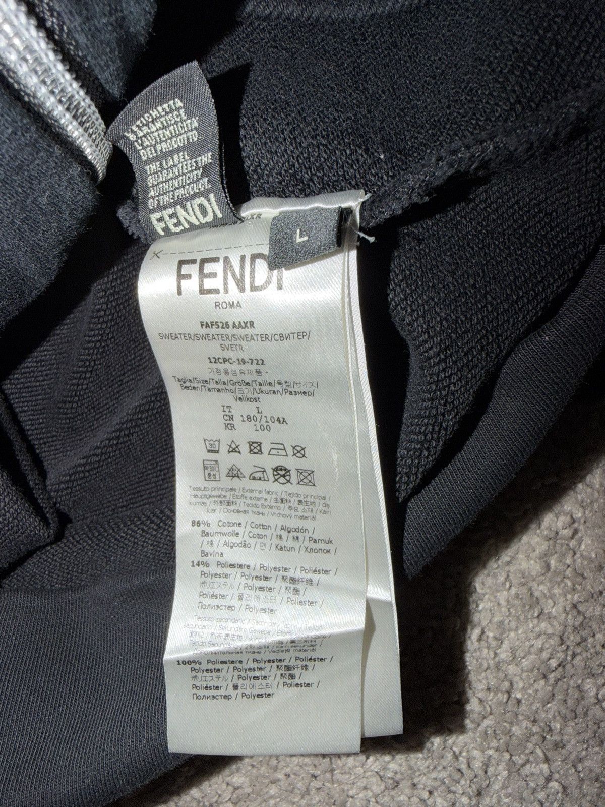 Fendi Fendi Size US L / EU 52-54 / 3 - 4 Thumbnail