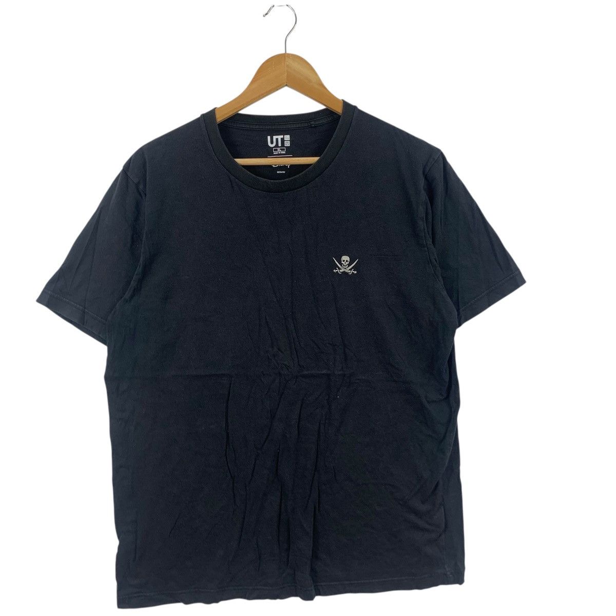 Uniqlo UNIQLO x PIRATES OF THE CARIBBEAN Movie Film Tee Shirt Top Size US XL / EU 56 / 4 - 4 Thumbnail
