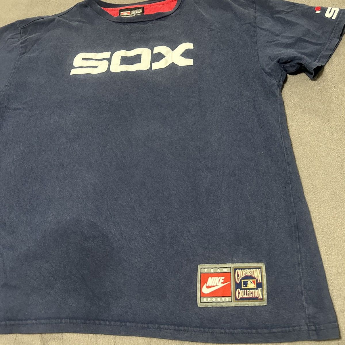 MLB × Nike × Vintage Vintage Nike White Sox Cooperstown Collection T-Shirt Sz L Size US L / EU 52-54 / 3 - 4 Thumbnail