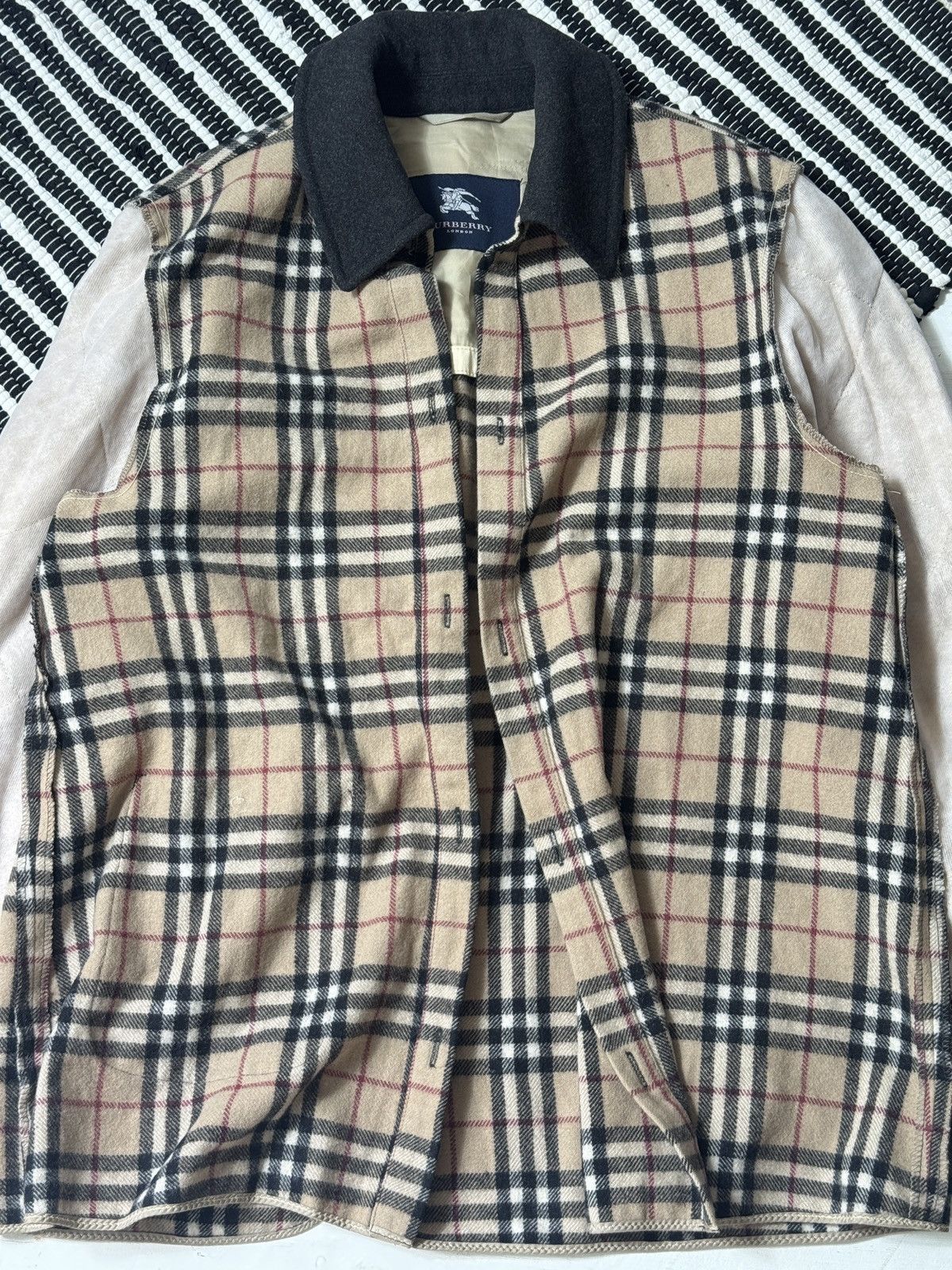 Burberry VINTAGE BURBERRY NOVA CHECK WOOL REMOVABLE LINING JACKET Size M / US 6-8 / IT 42-44 - 2 Thumbnail