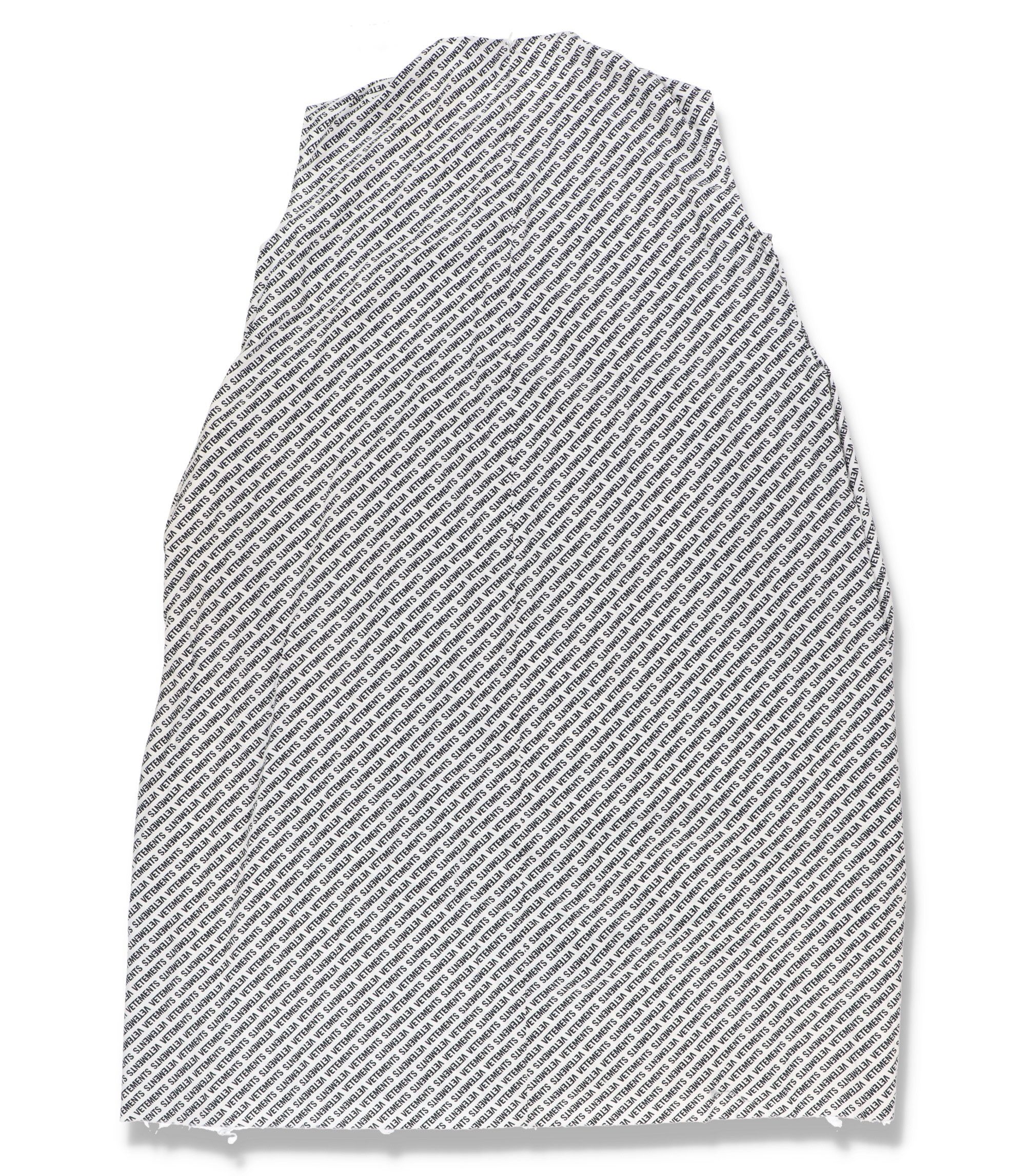 Vetements White All Over Monogram Logo Maxi Dress Size M / US 6-8 / IT 42-44 - 9 Thumbnail