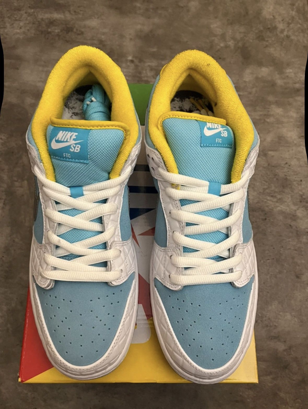 Nike SB Nike SB dunk low FTC lagoon pulse Size US 12 / EU 45 - 5 Thumbnail