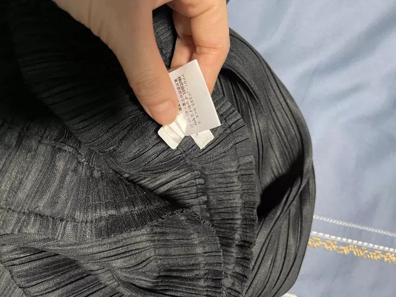 Issey Miyake Issey Miyake Black pleated pants Size 25" / US 0 / IT 36 - 4 Thumbnail