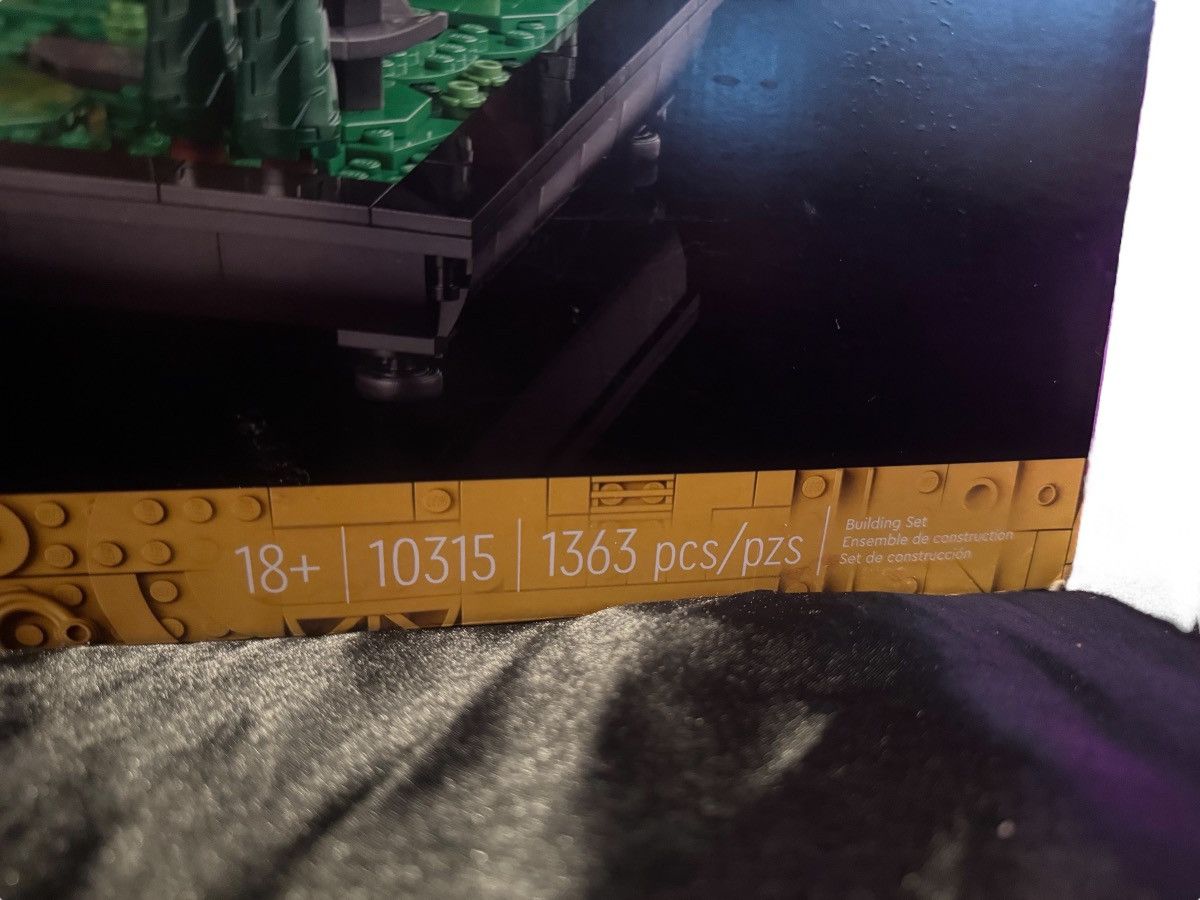 LEGO LEGO Icons Tranquil Garden Building Kit 10315 Size ONE SIZE - 7 Thumbnail