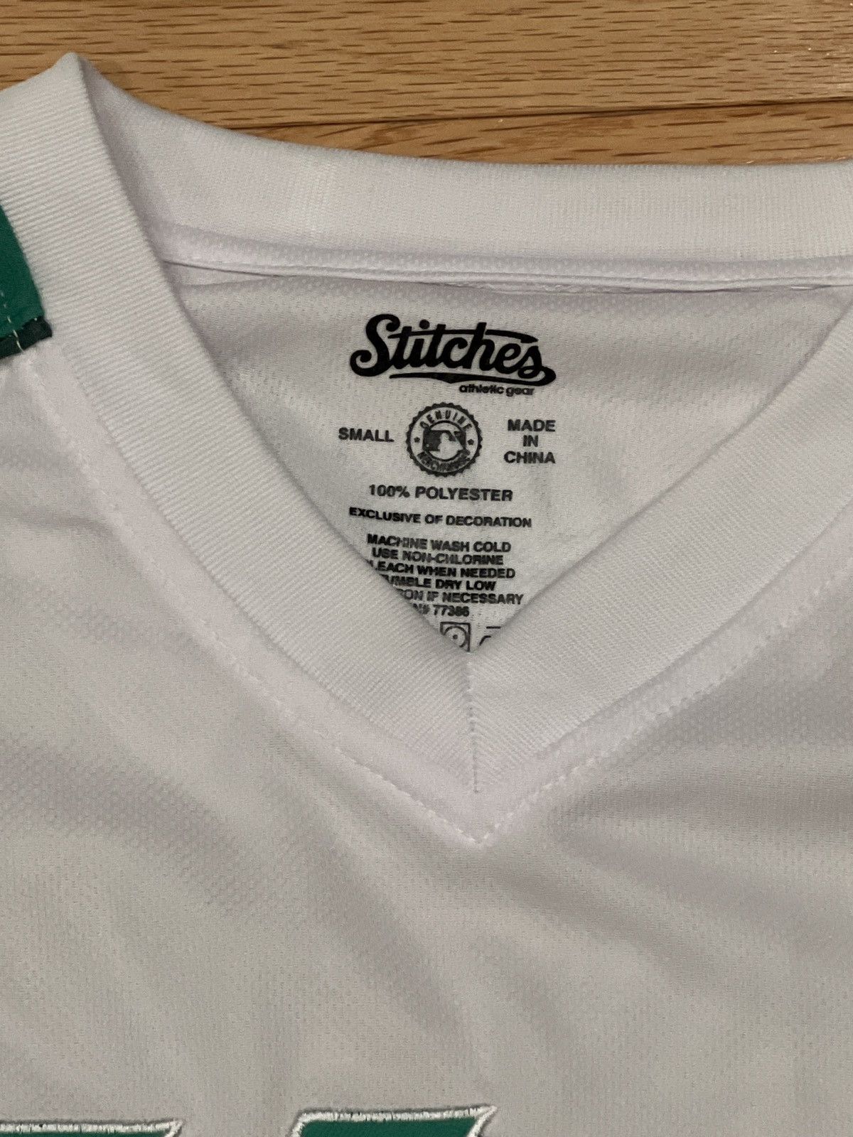 MLB New York Mets St Patrick’s Day Jersey Size US S / EU 44-46 / 1 - 4 Thumbnail