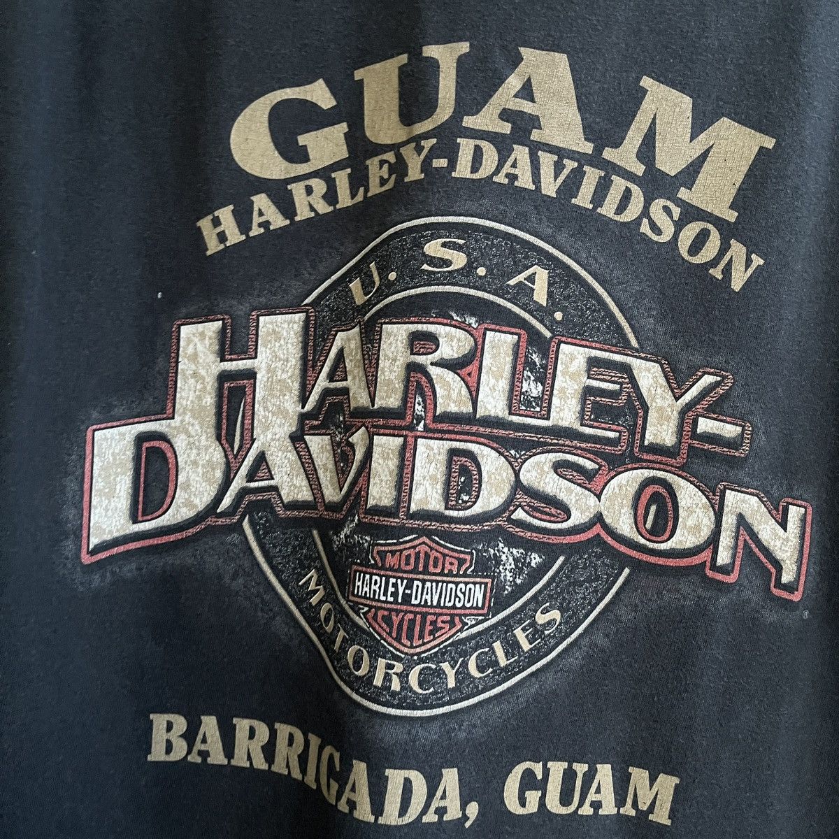 Harley Davidson Vintage Y2K Harley Davidson Barrigada Guam TShirt Size US L / EU 52-54 / 3 - 11 Thumbnail