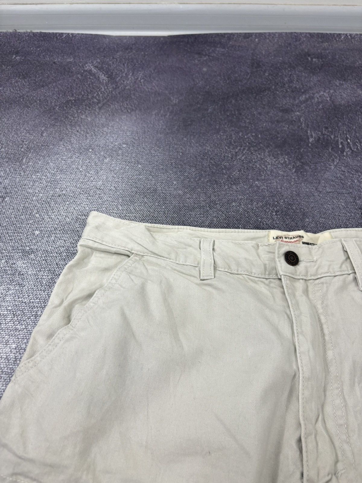Levi's Vintage Levi’s Signature Y2K Beige Utility Hype Cargo Shorts Size US 34 / EU 50 - 10 Thumbnail