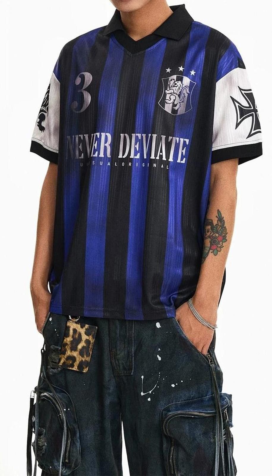 Other Badge Stripe Football Jersey Tee | Vintage Retro Style Size US L / EU 52-54 / 3 - 4 Thumbnail