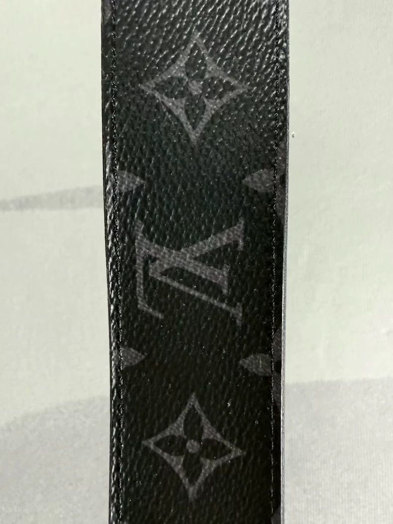 Louis Vuitton Louis Vuitton Black silver buckle full print belt Size ONE SIZE - 3 Thumbnail
