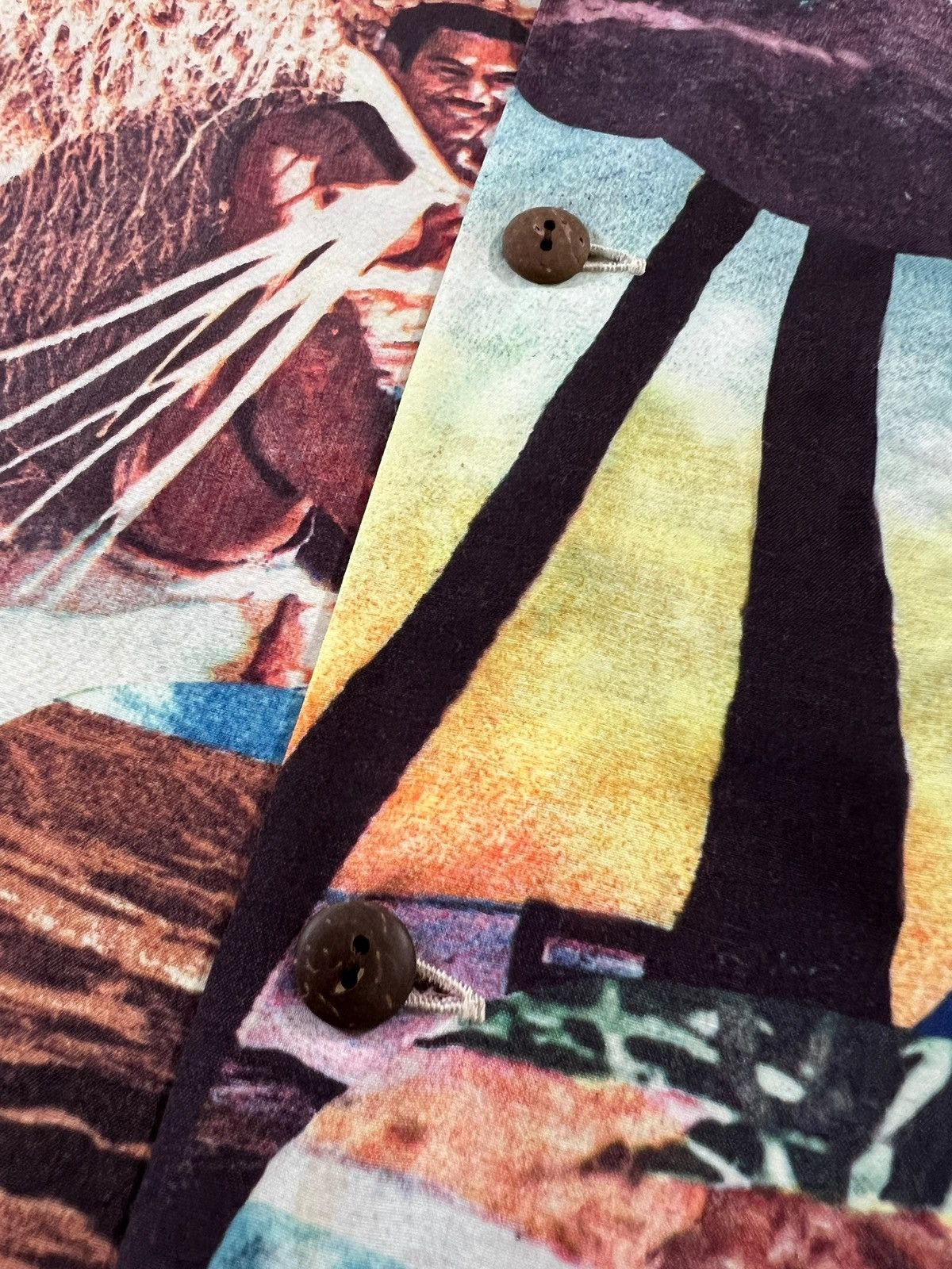 Sun Surf Toyo Enterprise ‘Gold” Rayon Graphic Hawaiian Shirt Sun Surf Size US L / EU 52-54 / 3 - 15 Thumbnail