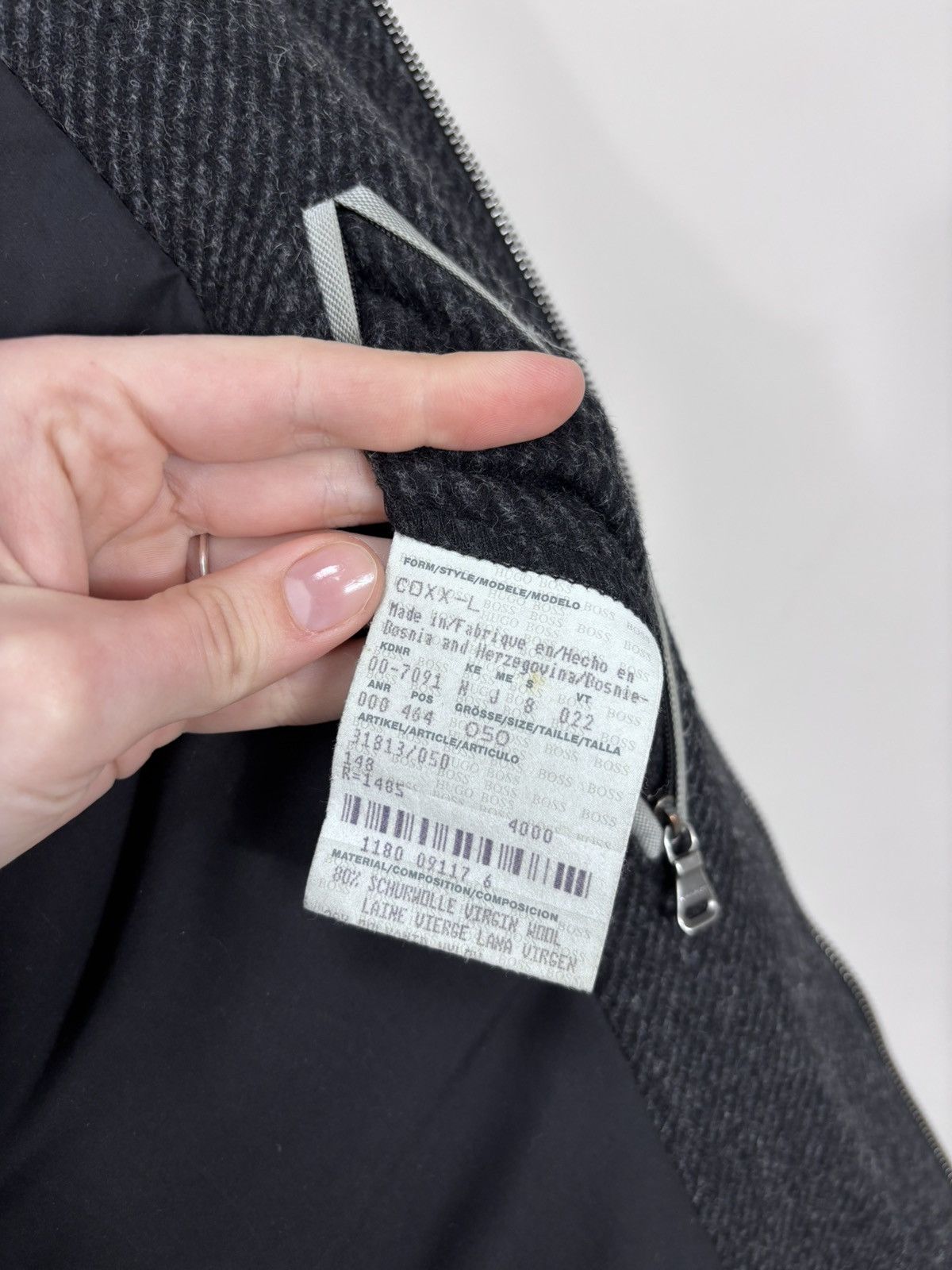 Hugo Boss Hugo Boss Men’s Herringbone Dark Grey Wool Blend Overcoat Size US M / EU 48-50 / 2 - 17 Thumbnail
