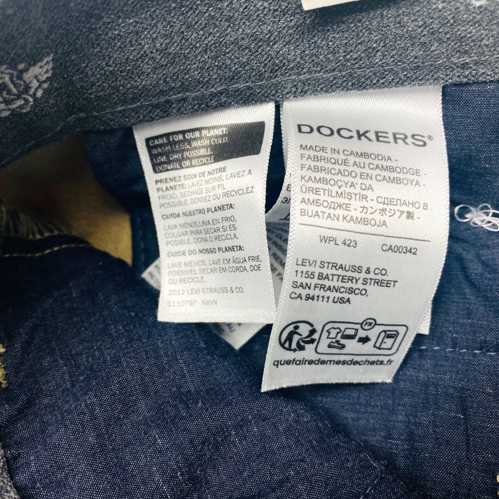 Dockers DOCKERS Signature Pants Men’s 44x30 Khaki Straight Fit No Iron Flex Comfort Wrinkle Resistant Easy Care Pockets Cotton Spandex City Preppy 90s Mens Size US 44 / EU 60 - 5 Thumbnail