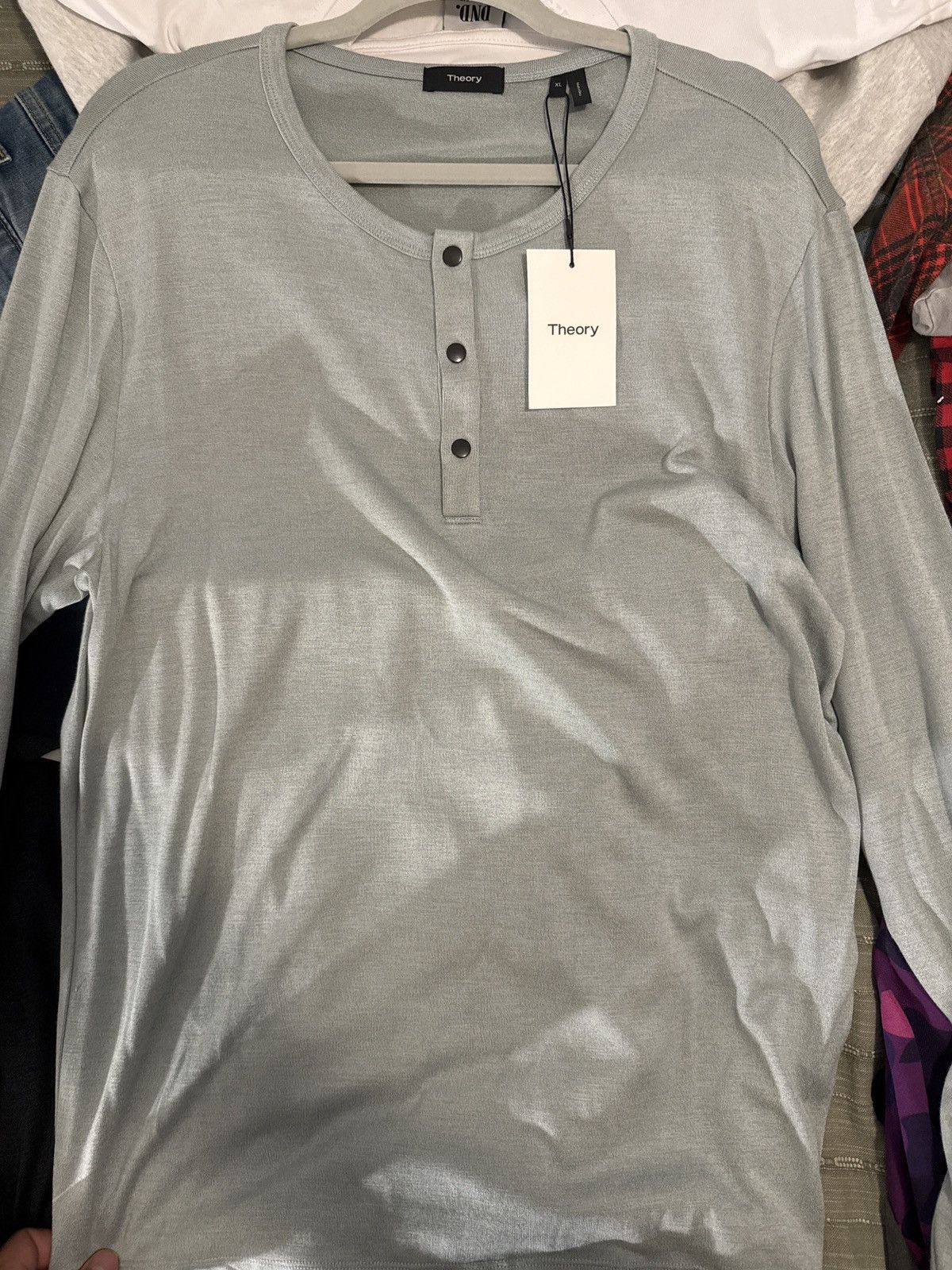 Theory Theory Henley shirt Size US XL / EU 56 / 4 - 1 Thumbnail