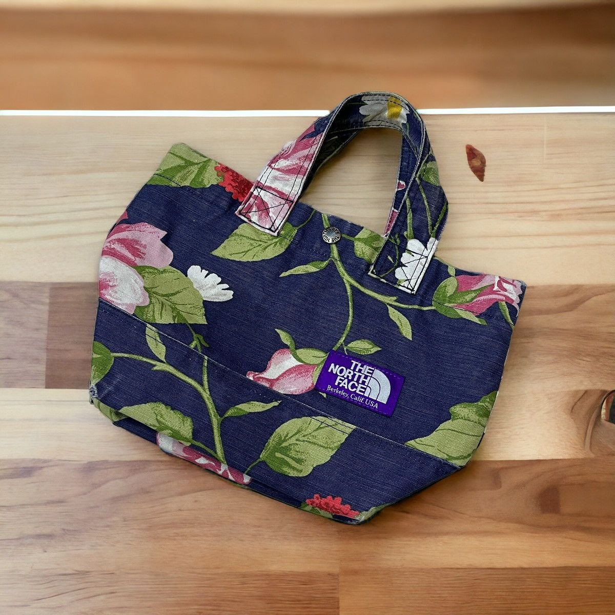 The North Face Grail🔥THE NORTH FACE FLORAL CANVAS TOTE BAG Size ONE SIZE - 1 Thumbnail