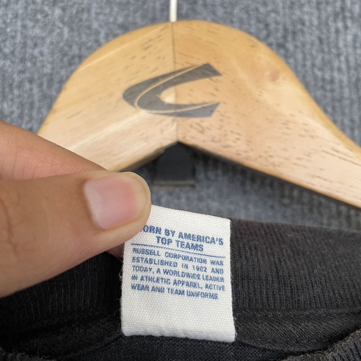 Russell Athletic × Vintage Vintage Russell Athletic Curved Hem Fishtail Blank T Shirt Size L / US 10 / IT 46 - 6 Thumbnail