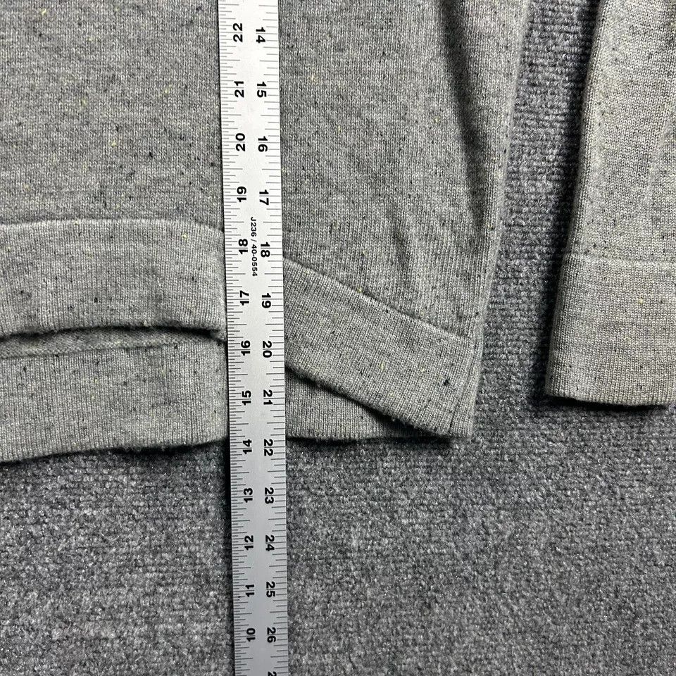 Lululemon Lululemon Sweater Womens 4 Gray Knit Crew Neck Merino Wool Size S / US 4 / IT 40 - 5 Thumbnail