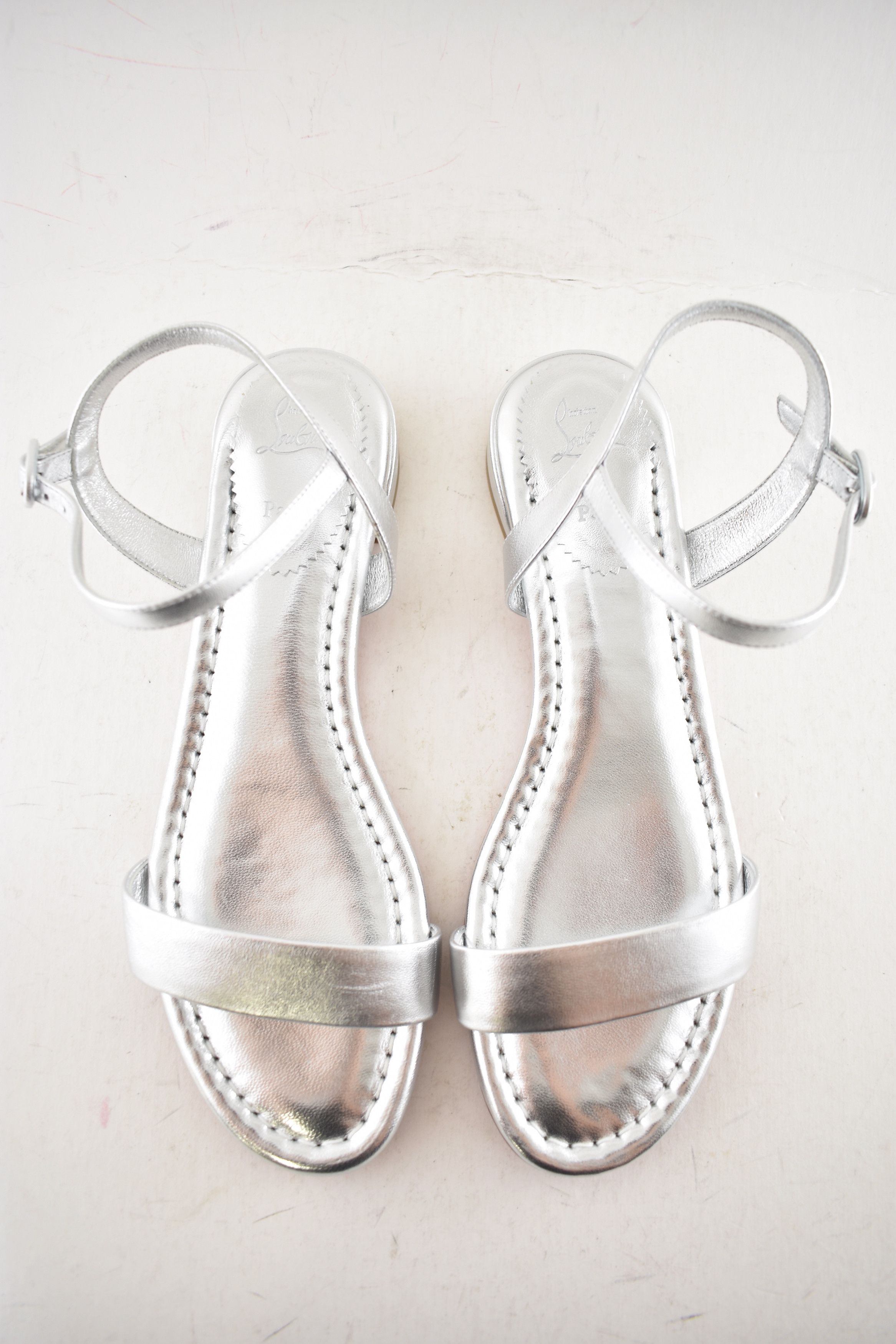 Christian Louboutin Sweet Jane Sandal Flat Silver Nappa Leather Ankle Strap 40.5 Size US 10.5 / IT 40.5 - 7 Thumbnail