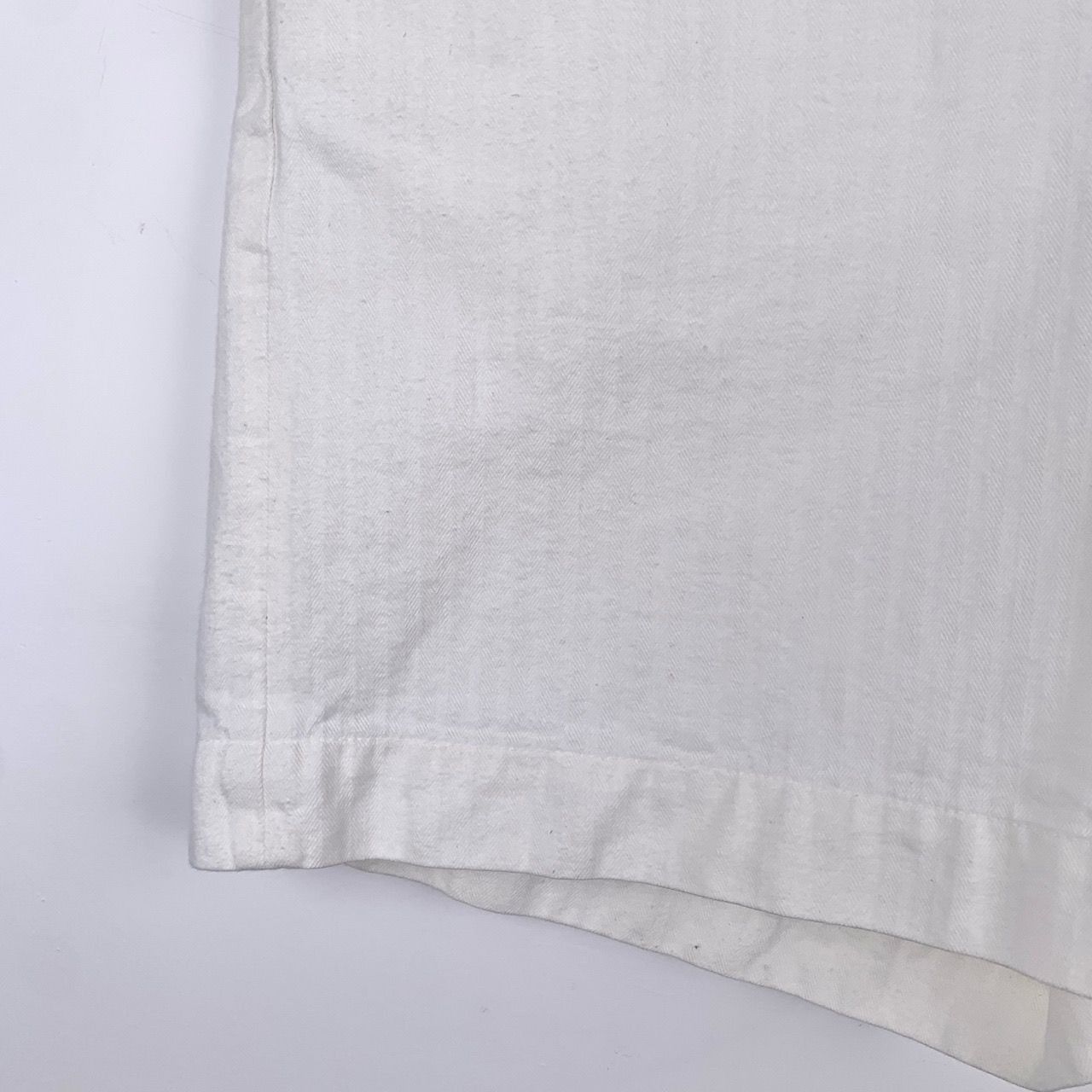 Gucci Gucci Mens White Cotton-Linen Blend Shorts Size 50 Made In I Size US 34 / EU 50 - 4 Thumbnail