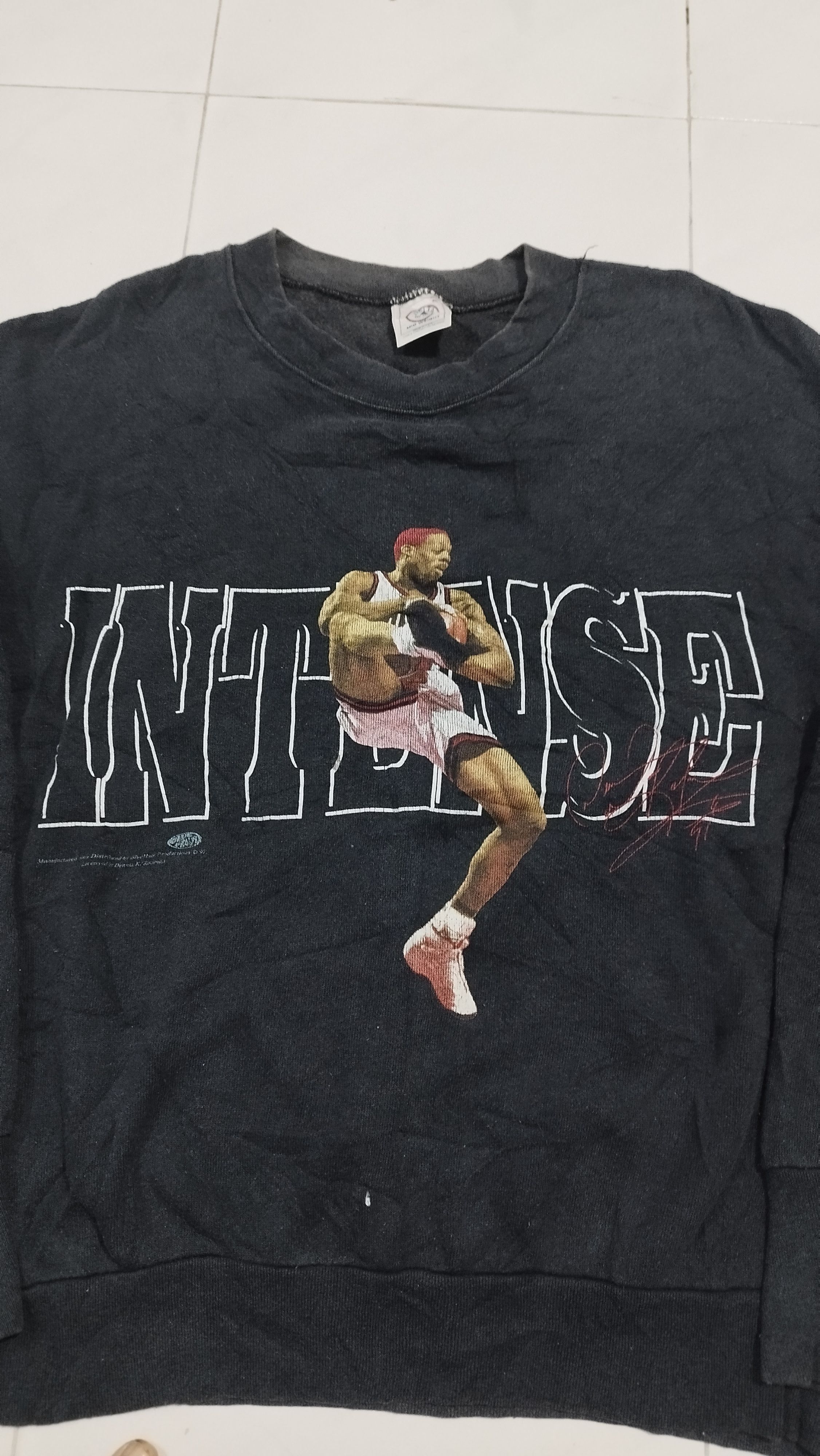 Vintage Dennis Rodman rare iterm 1997 there is a signature Size US M / EU 48-50 / 2 - 5 Thumbnail