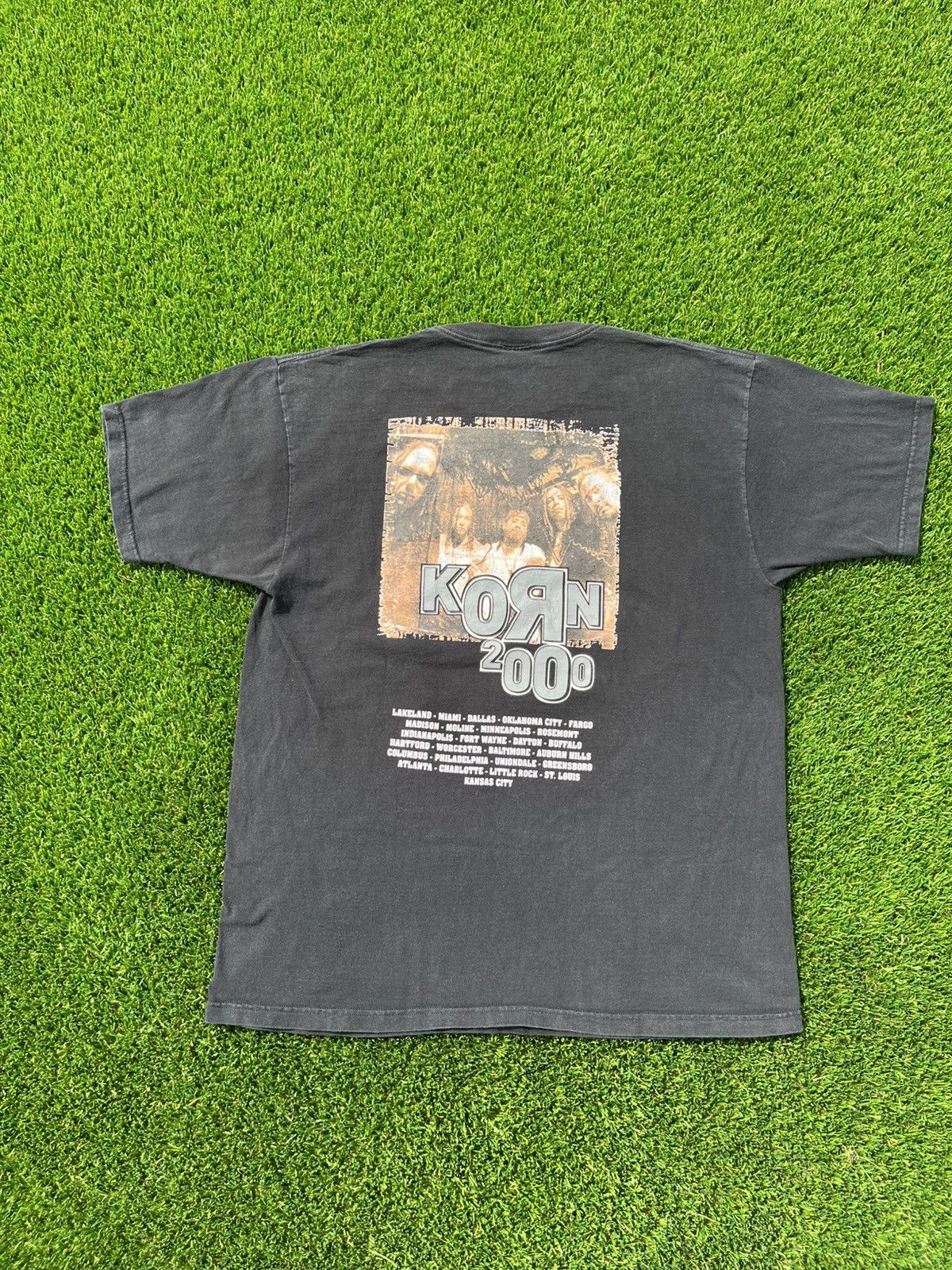 Vintage Korn Sick and twisted t-shirt Size US L / EU 52-54 / 3 - 4 Thumbnail