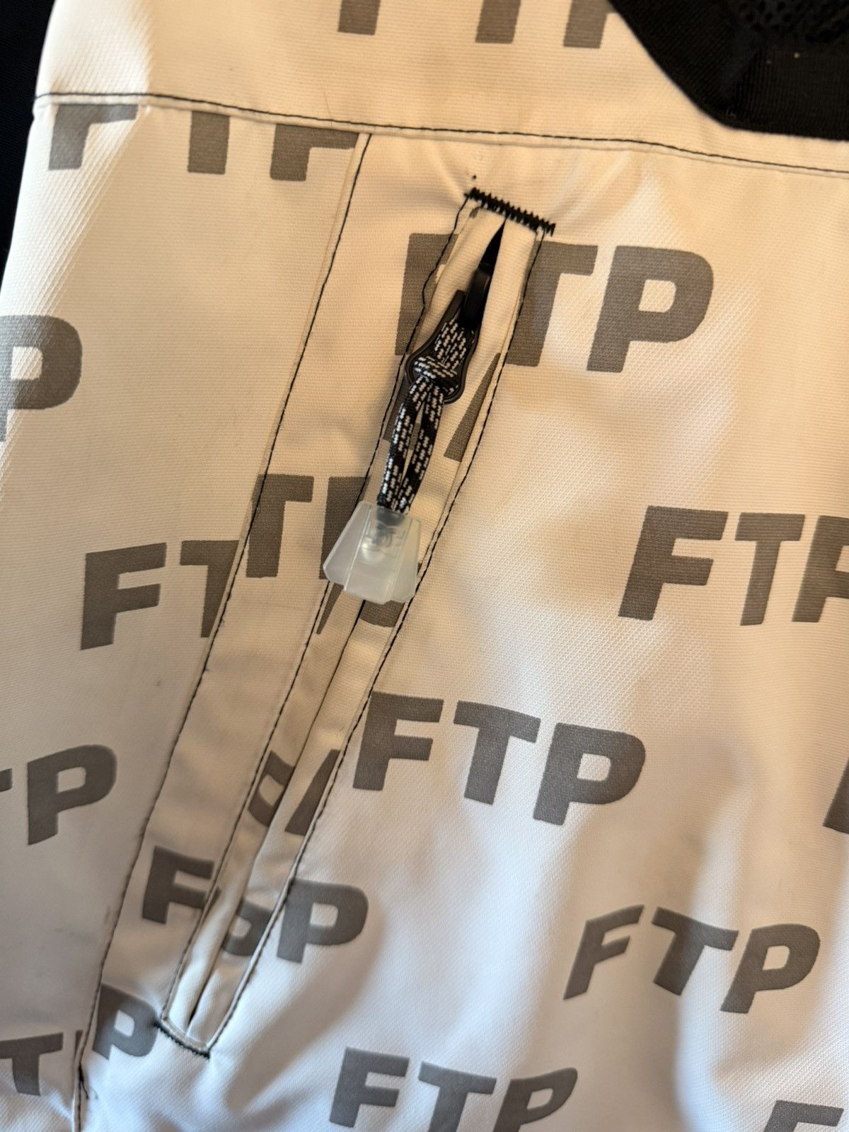 DC × Fuck The Population FTP x DC Anorak Jacket Size US L / EU 52-54 / 3 - 13 Thumbnail