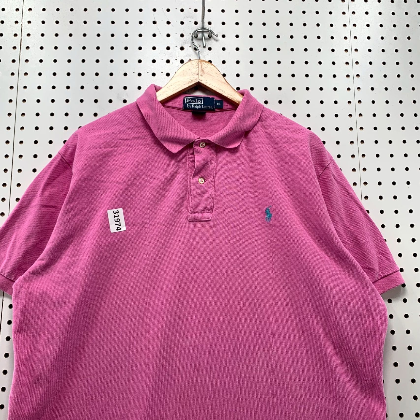 Polo Ralph Lauren Polo Ralph Lauren Collared Shirt Mens XL Pink Green Pony Casual Shirt XL Mens Pink Polo Ralph Lauren Collared Shirt Casual 24.5x29 Size US XL / EU 56 / 4 - 7 Thumbnail