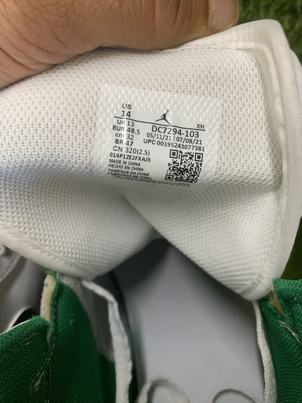 Jordan Brand Jordan 1 Mid SE White Pine Green Smoke Grey Size US 14 / EU 47 - 12 Thumbnail
