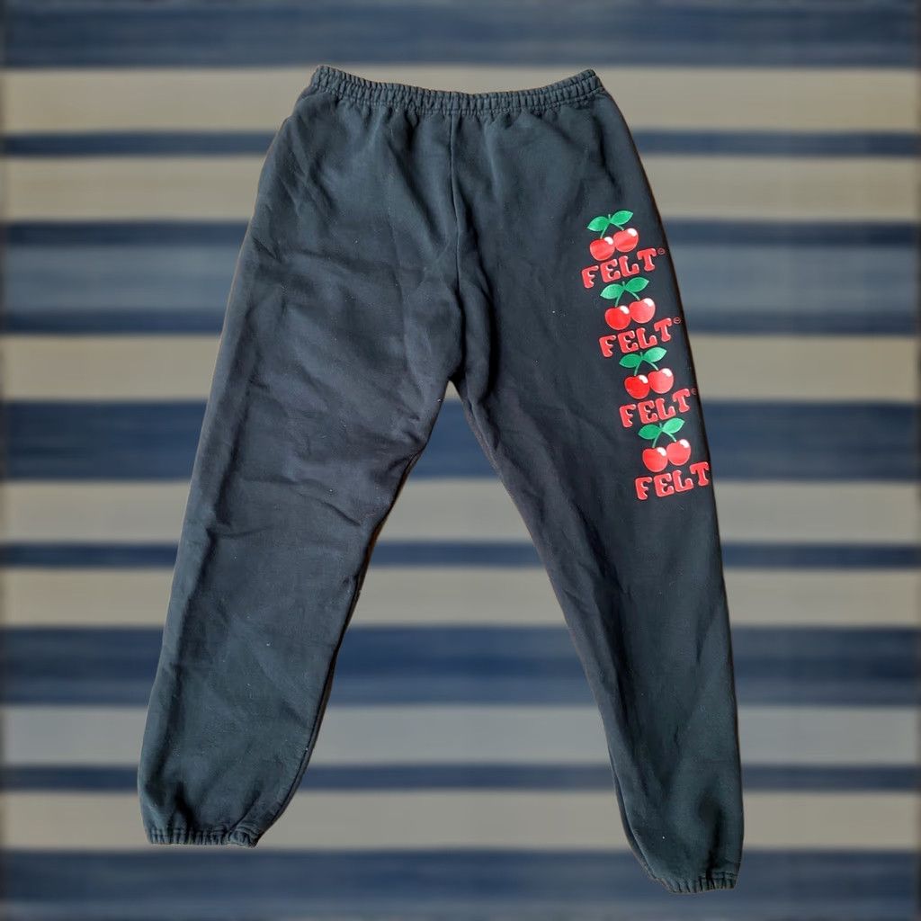 FELT FELT Felt For Every Living Thing Ibiza Cherry Sweatpants Pockets Drawstring XL Black Cotton Logo Pants Men Hands 80s? Size US 36 / EU 52 - 1 Thumbnail
