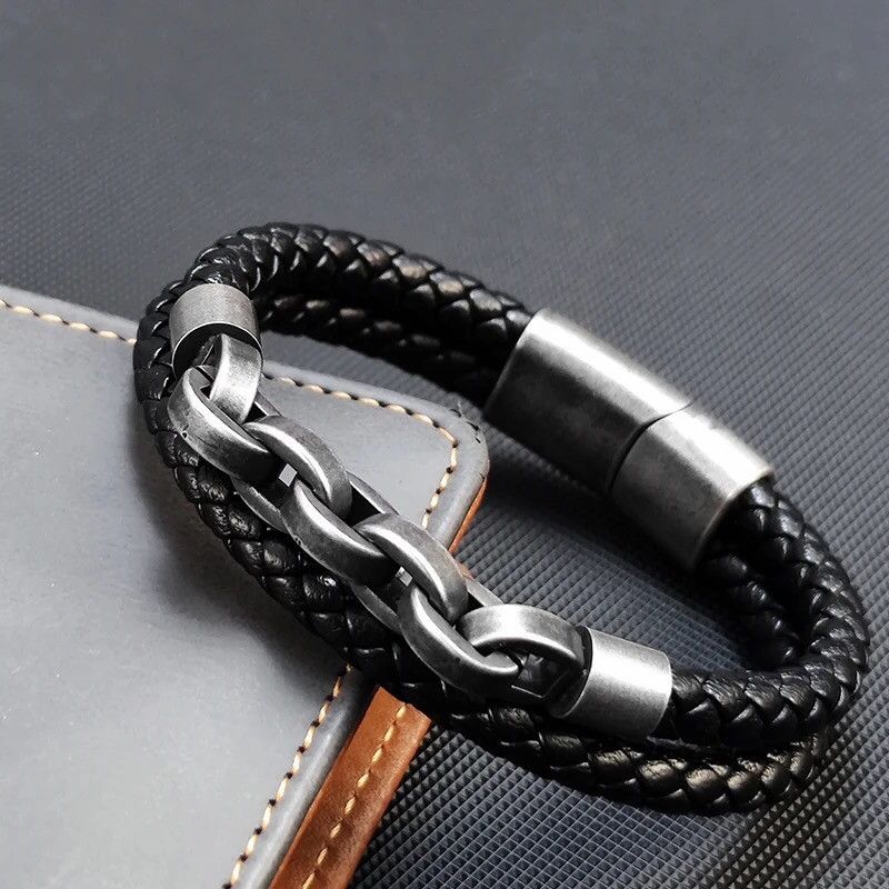Leather Multi Layered Chain Bracelet Size ONE SIZE - 3 Thumbnail