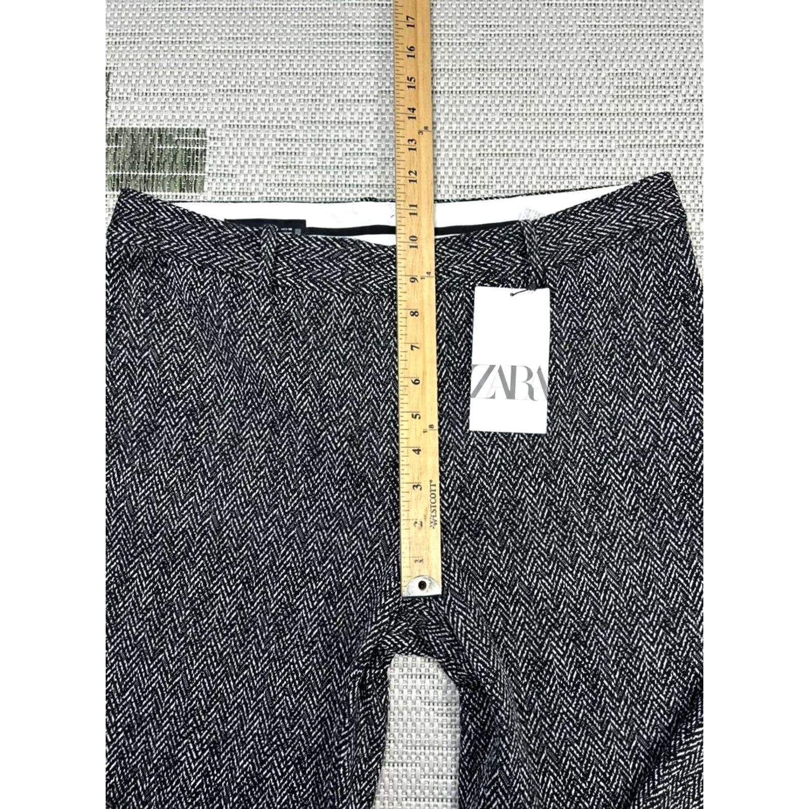 Zara Zara Pants Womens Large Gray Herringbone Flared Mid Rise Stretch Inseam 32 Machine Washable Dress Pants Trousers Casual Travel Classic Outdoor Size 36" / US 14 / IT 50 - 5 Thumbnail