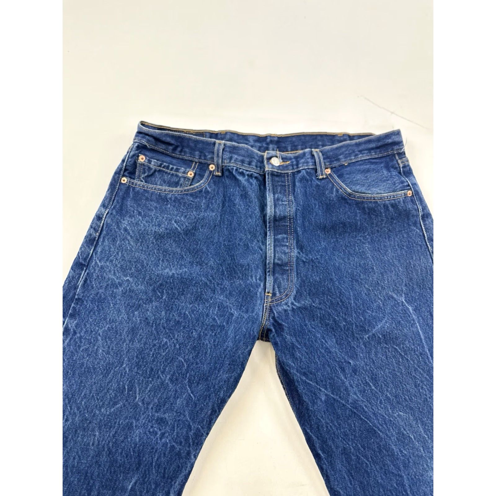 Levi's VINTAGE Levi’s 501 Jeans Mens 37x27 Blue Dark Wash 40x30 Denim Jeans Boy? Size US 37 - 4 Thumbnail