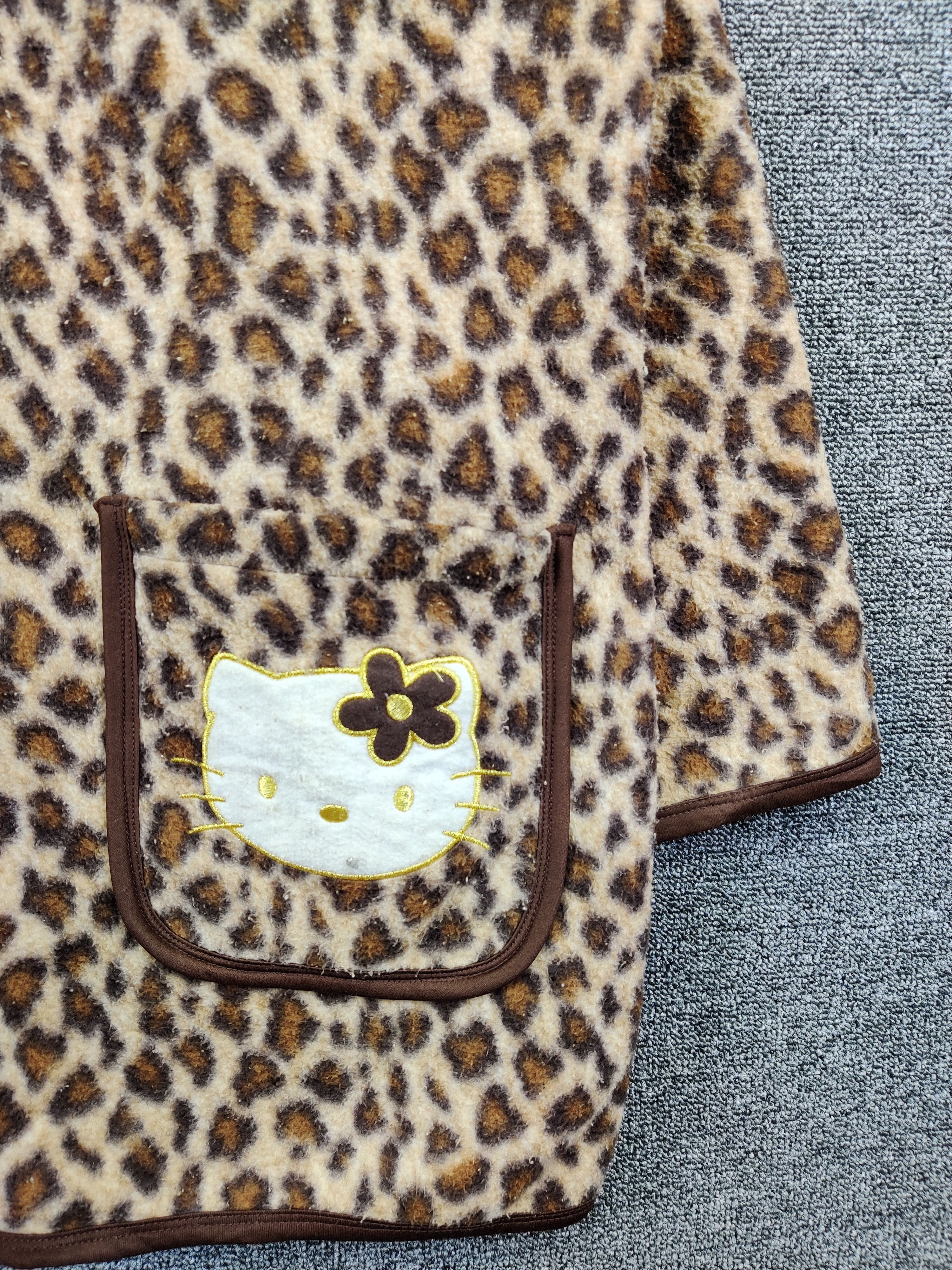 Cartoon Network Vintage Hello Kitty Leopard Fleece Sleepwear Size US L / EU 52-54 / 3 - 3 Thumbnail