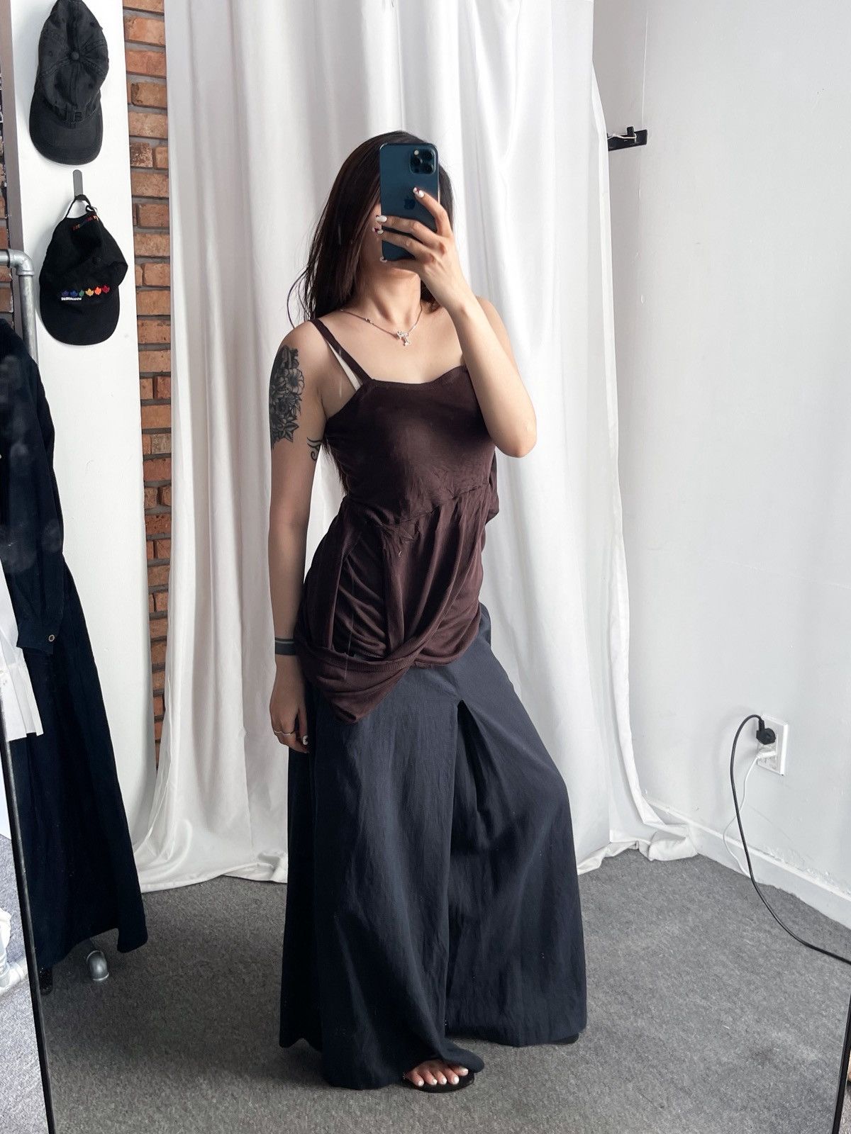 Journal Standard Double Standard Clothing Multi-Way Draped Batwing Knit Top Size ONE SIZE - 8 Thumbnail