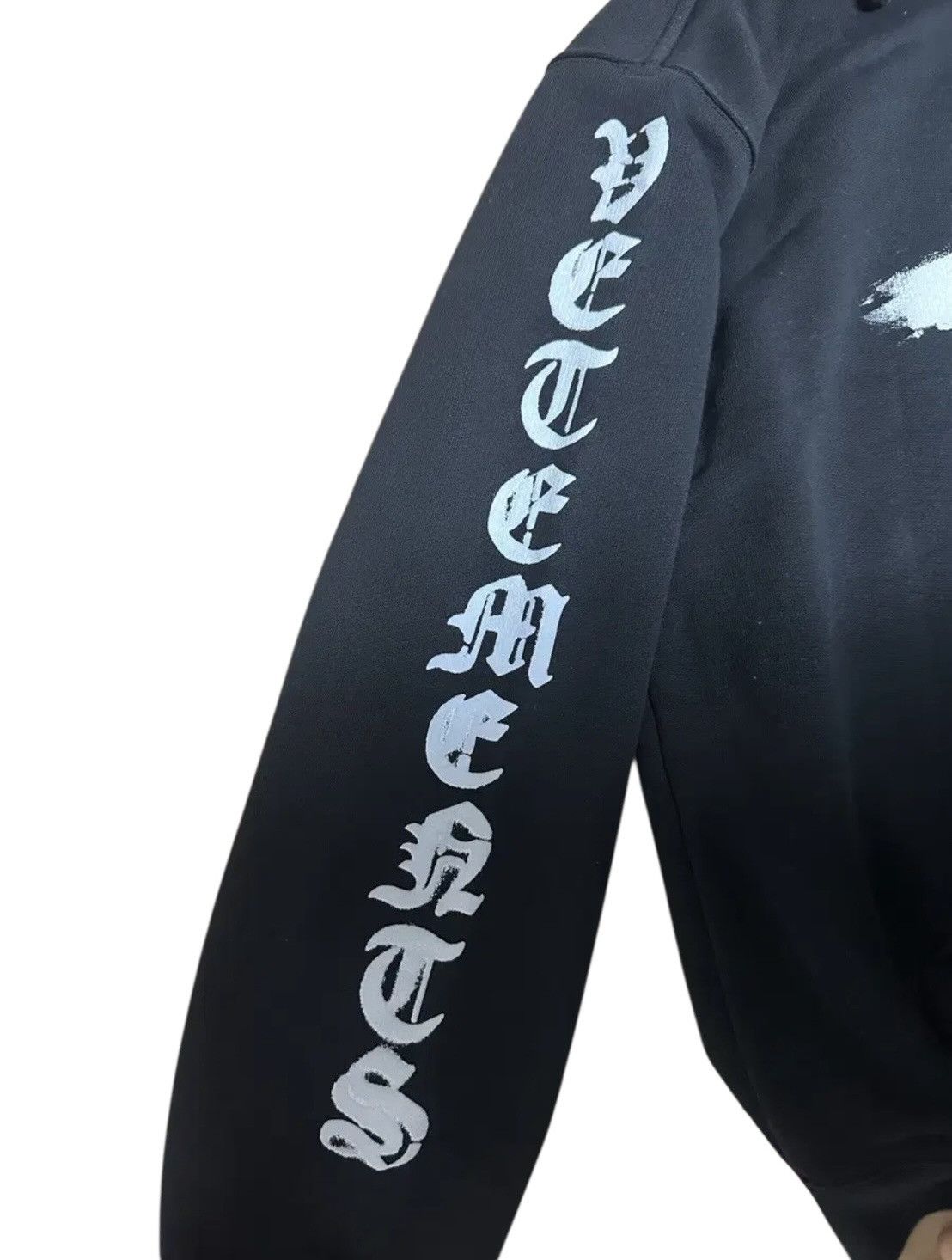 Vetements Vetements Anarchy Hoodie Size US S / EU 44-46 / 1 - 3 Thumbnail
