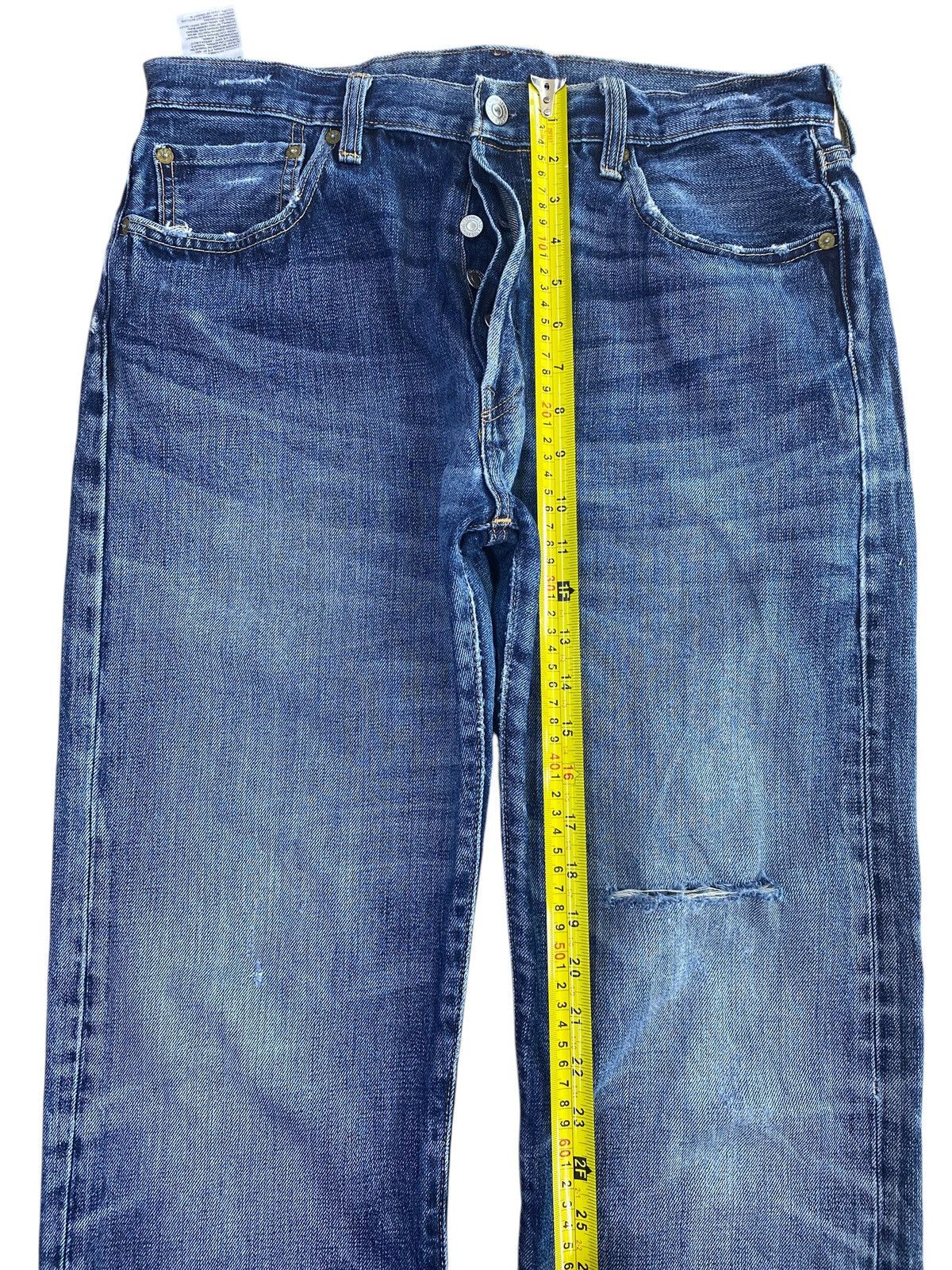 Levi's Vintage Levi’s 501 Faded Wash Whiskers Style Ripped Jeans Size US 32 / EU 48 - 6 Thumbnail