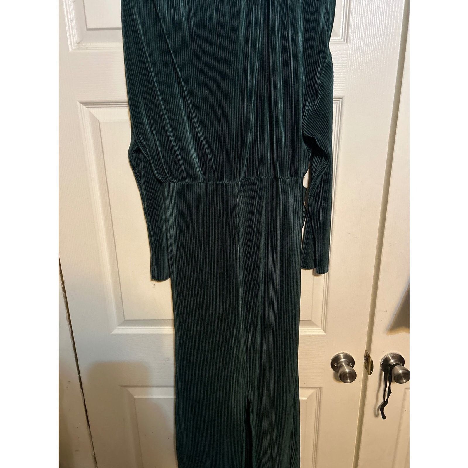 ASTR The Label ASTR The Label Emerald Green Plisse Off Shoulder Maxi Large Size L / US 10 / IT 46 - 3 Thumbnail