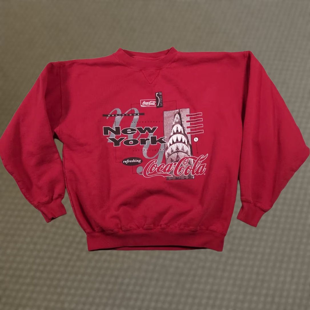 Vintage Coca-Cola Sweatshirt Mens M Red Graphic Print New York Chrysler Building Gear For Sports Pullover Cotton Polyester Size US M / EU 48-50 / 2 - 1 Thumbnail