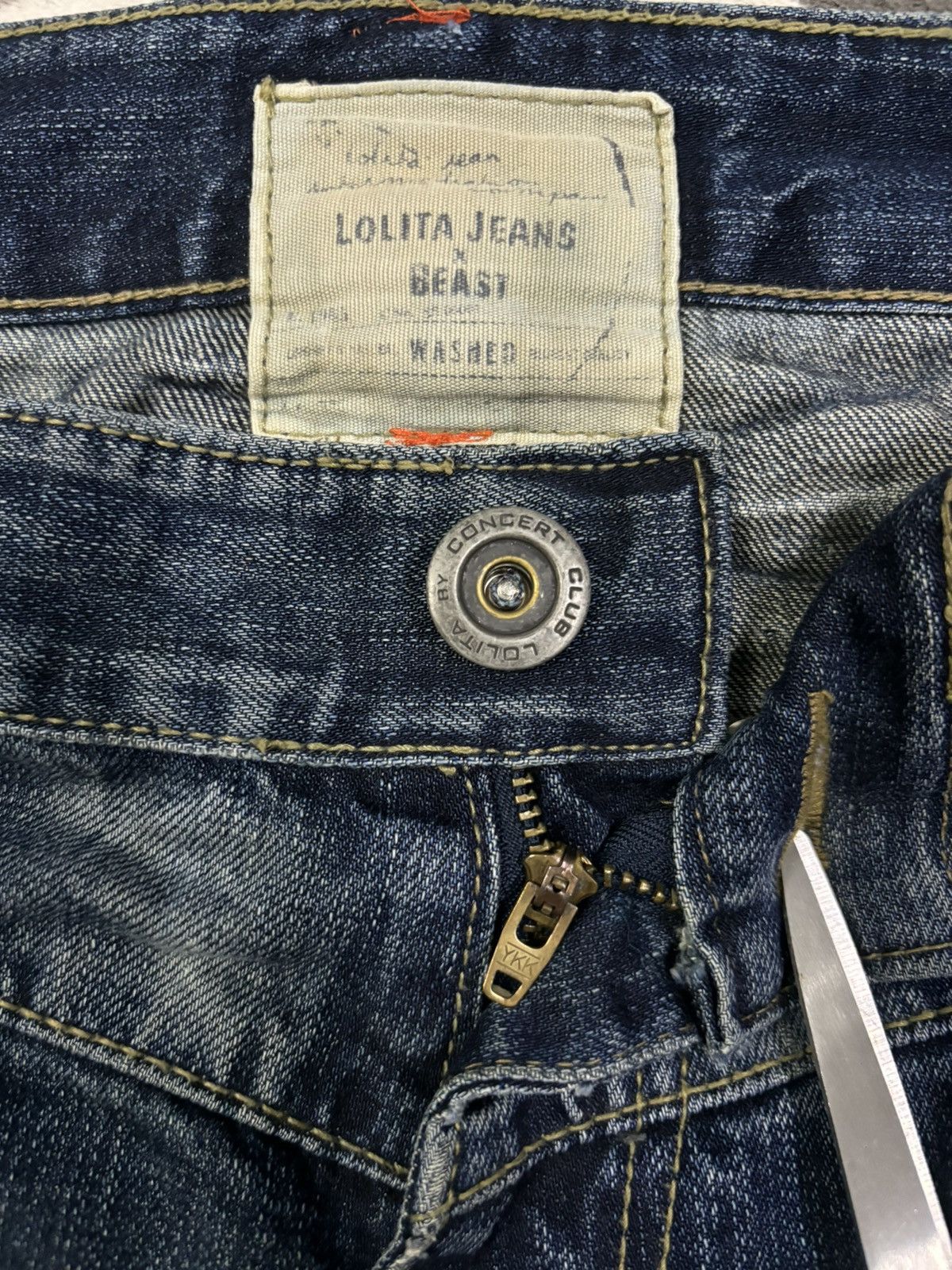 Beauty Beast Vintage Lolita x Beast Studded Flare Distressed Punk Jeans Size US 35 - 4 Thumbnail