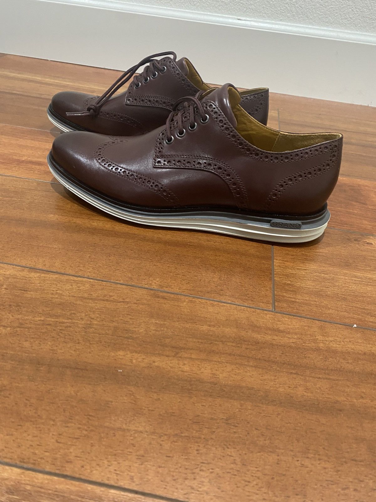 Cole Haan Cole Haan ØriginalGrand Wingtip - Cordovan -C31546 - US 9.5M Size US 9.5 / EU 42-43 - 3 Thumbnail