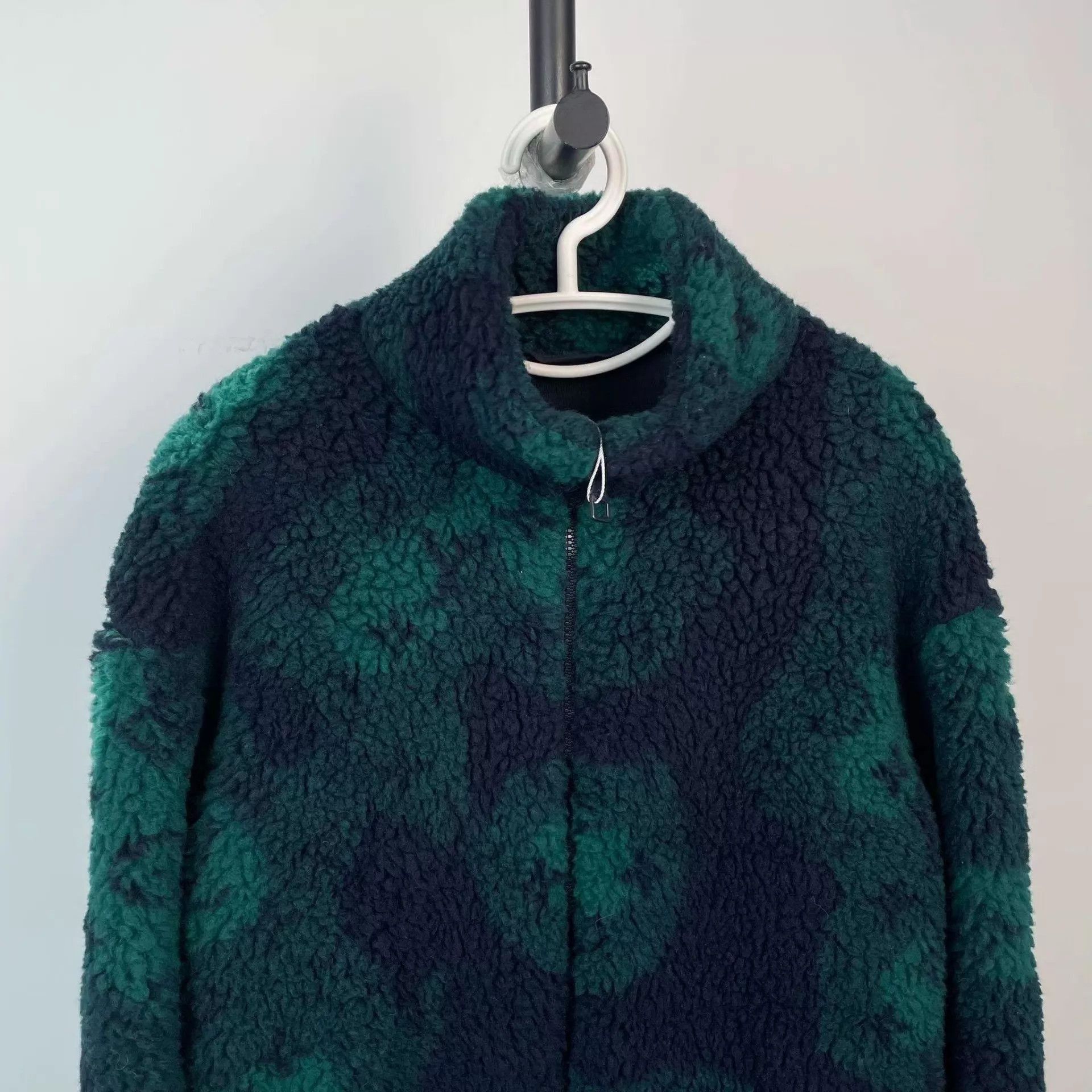 Louis Vuitton Blue Fuzzy Zip-Up Jacket Size M Size US M / EU 48-50 / 2 - 1 Thumbnail