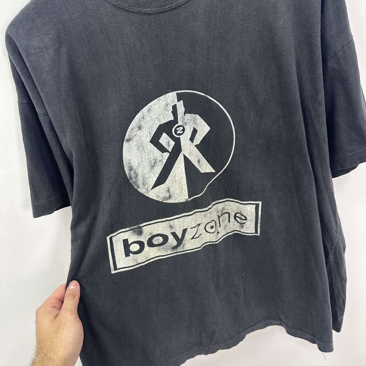 Band Tees Vintage 90s Boy Zone Pop band tee y2k washed hype rare og Size US M / EU 48-50 / 2 - 4 Thumbnail