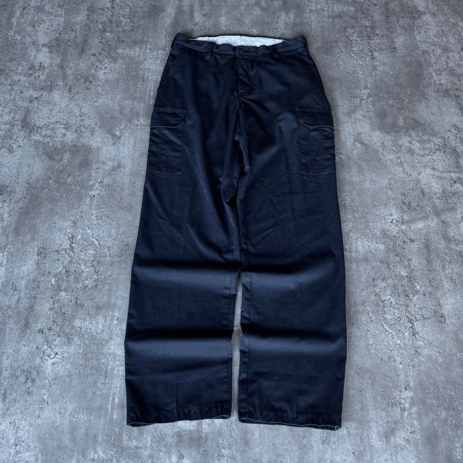 Carhartt × Vintage Vintage Y2K Carhartt Style Navy Blue Technical Cargo Pants Size US 31 - 1 Thumbnail